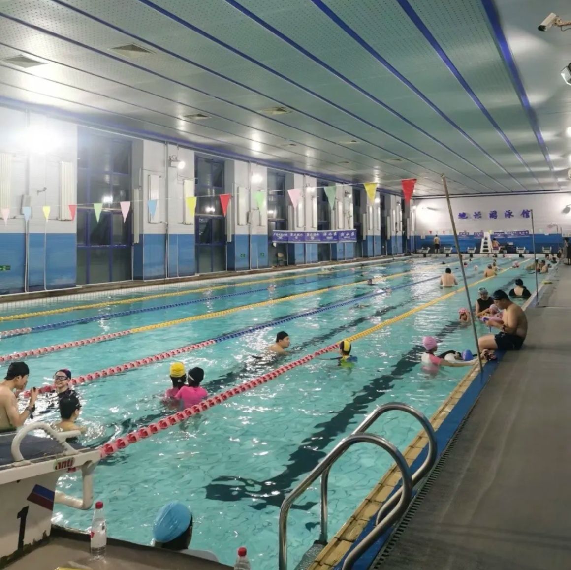 场地封面-地坛游泳馆