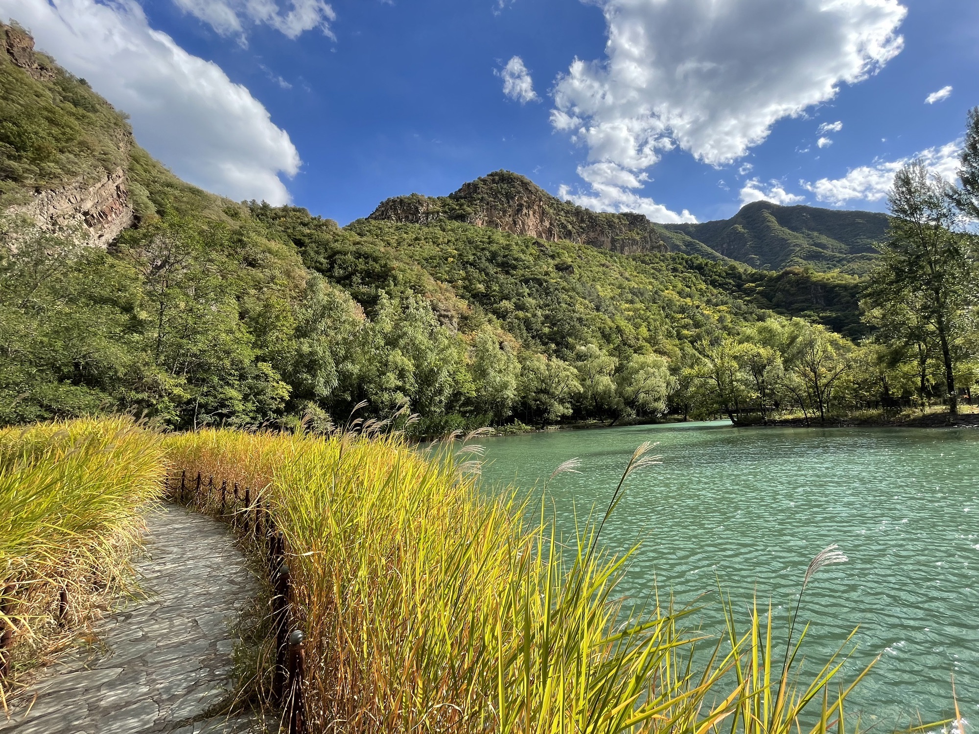 百里山水画廊滴水壶景区