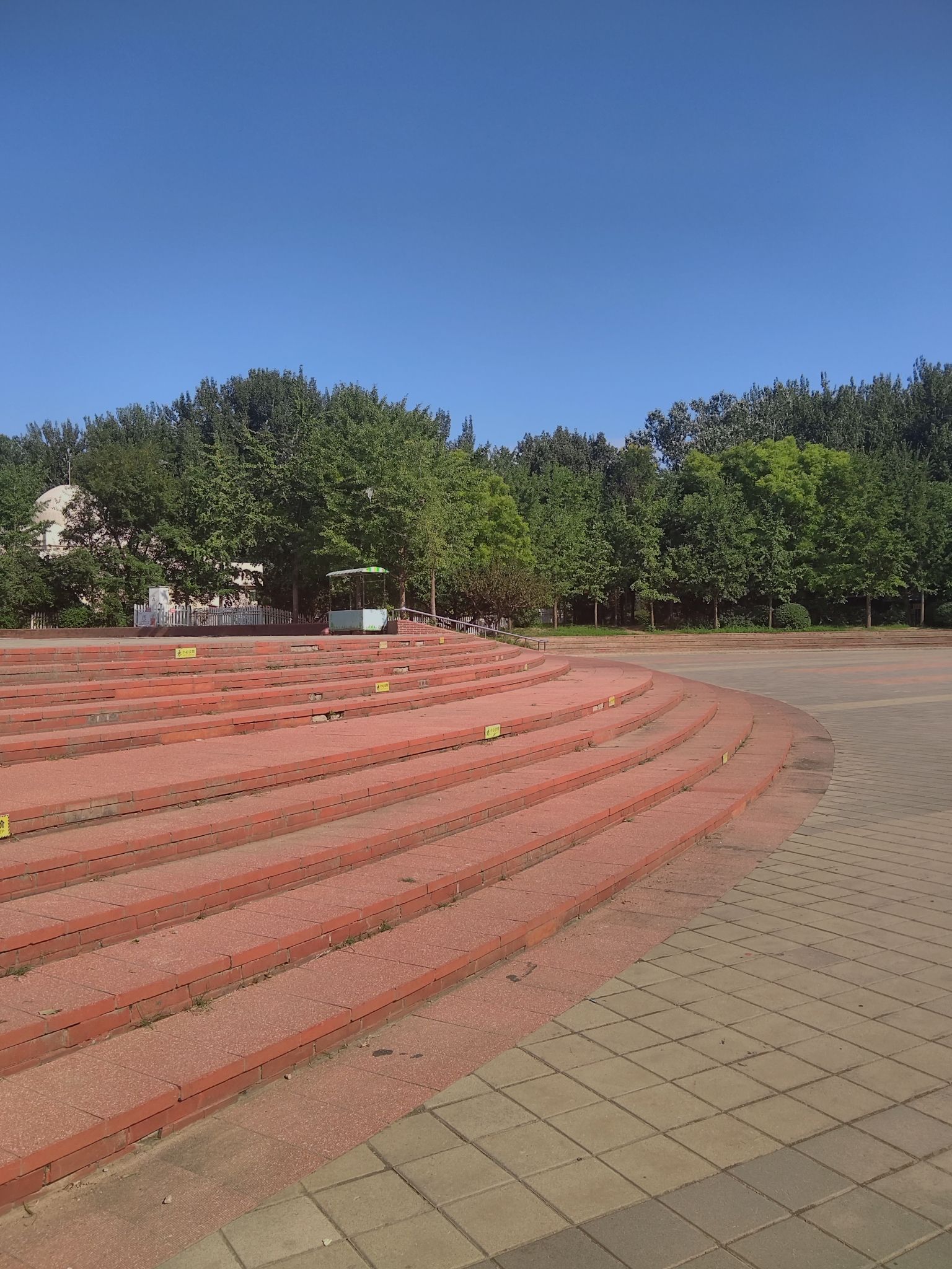 08广场
