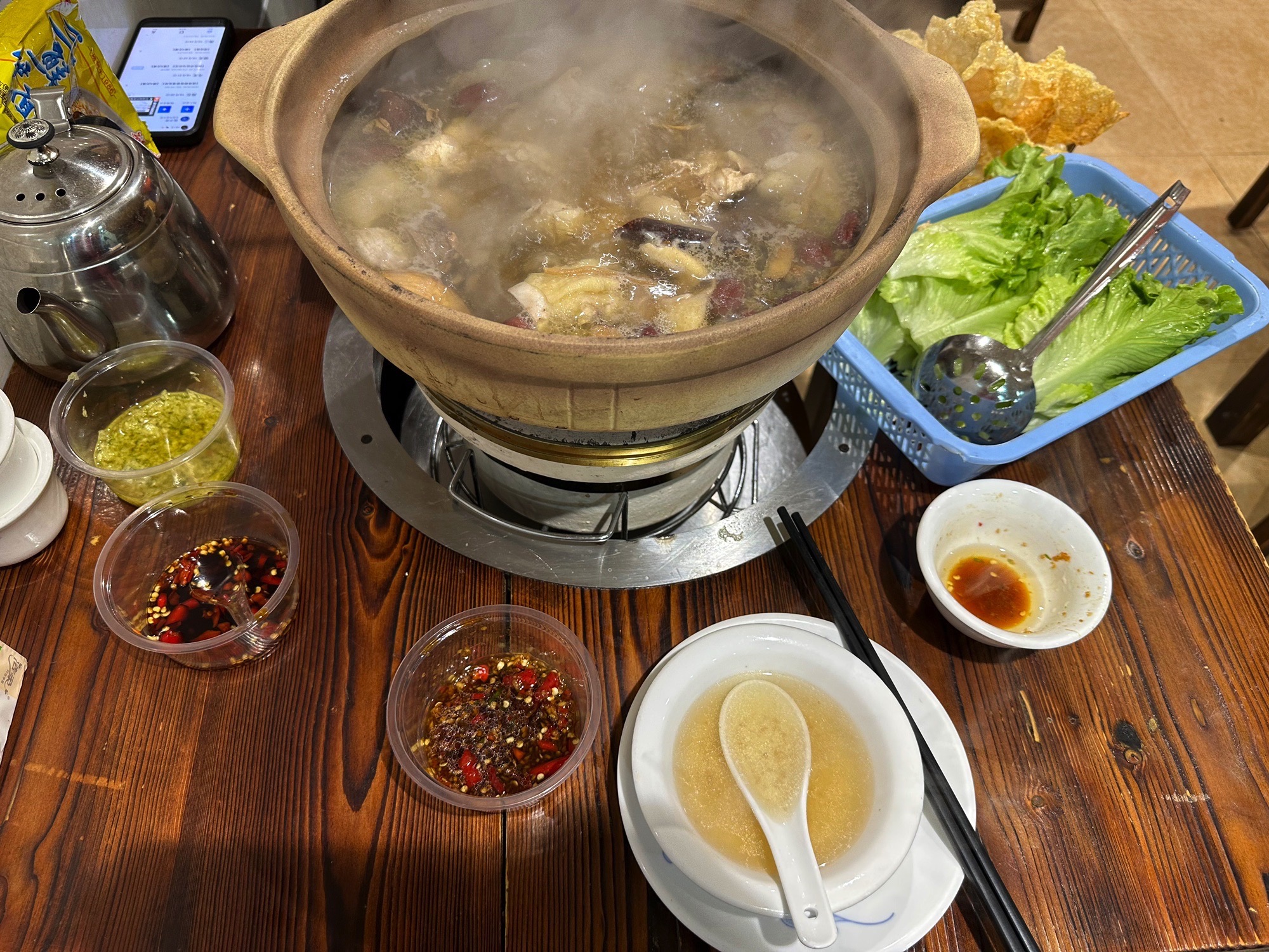 威邵鸡煲(西华路二分店)