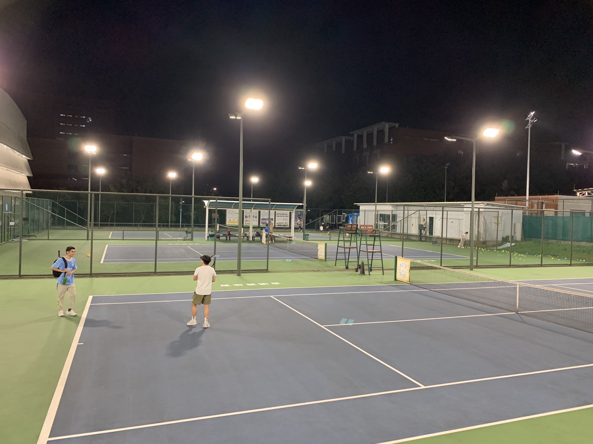 场地封面-华南理工大学大学城校区网球场