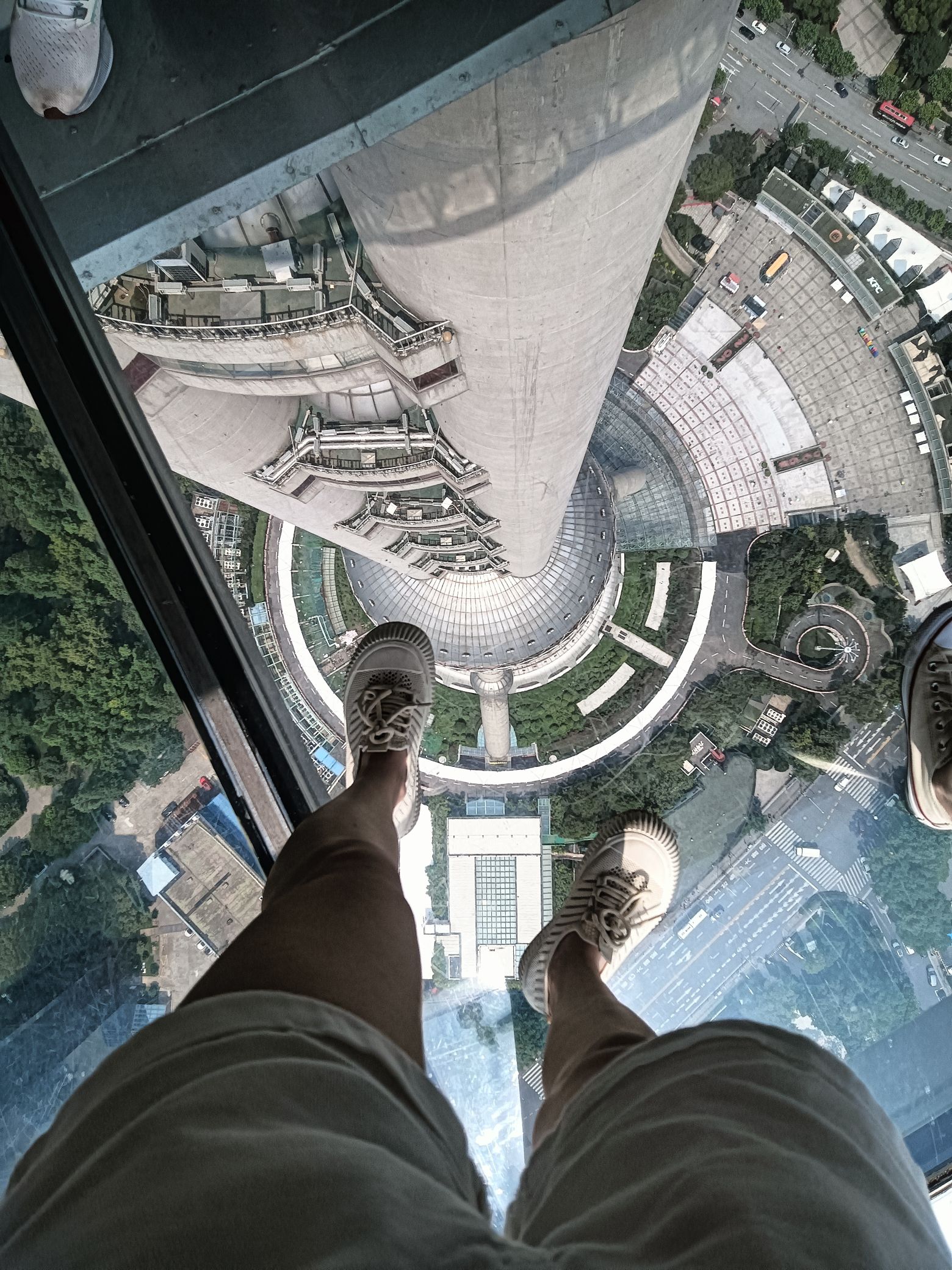 东方明珠广播电视塔旅行图片 1