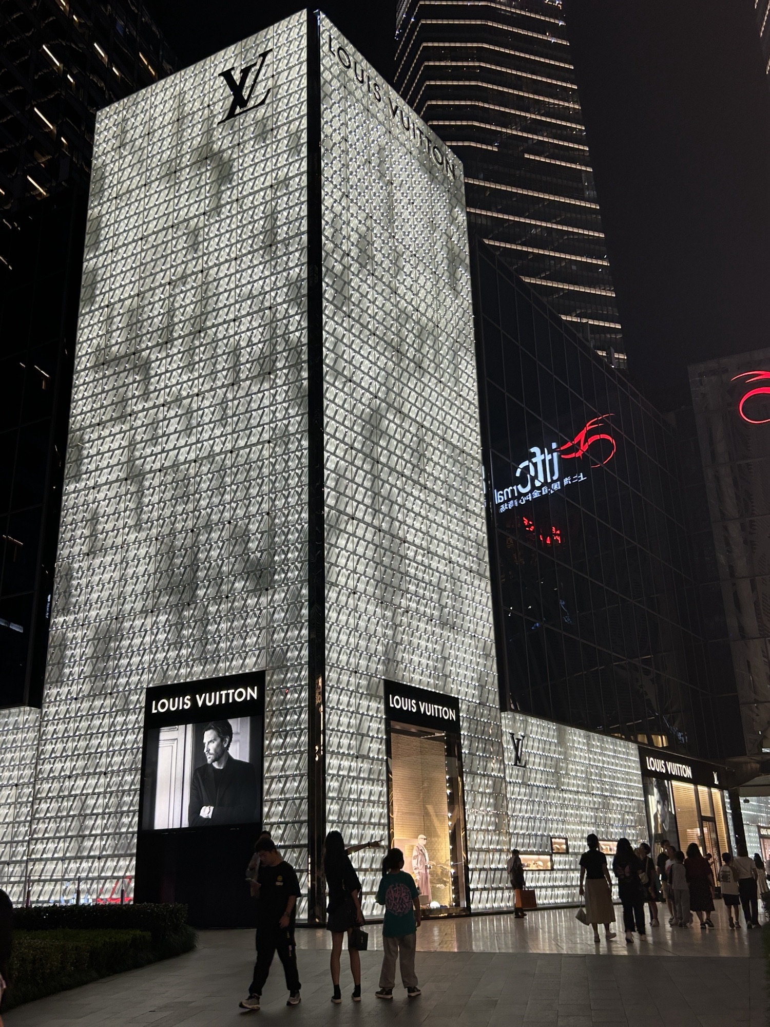LV路易威登(上海ifc商场店)