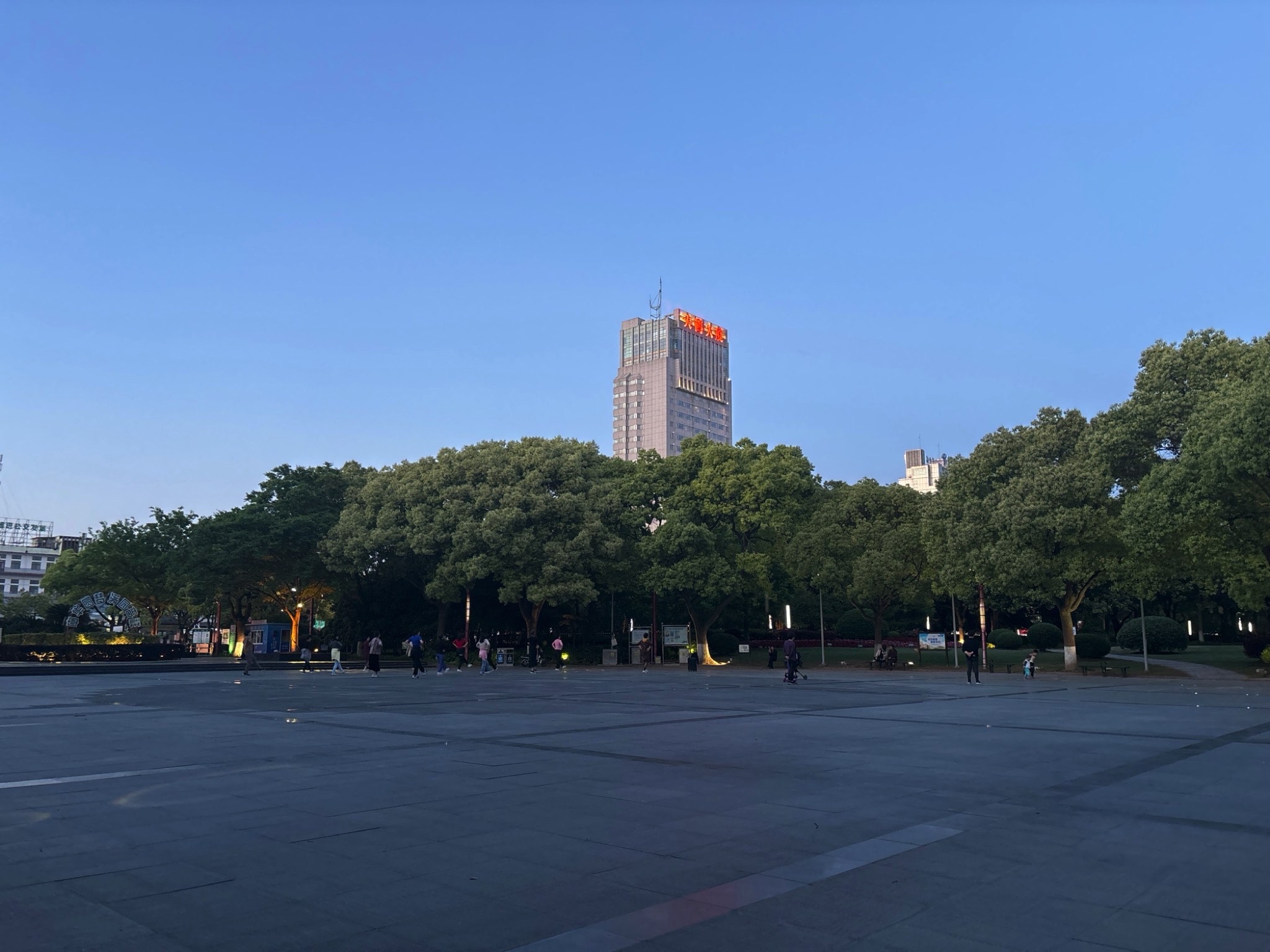 南门广场旅行图片 1