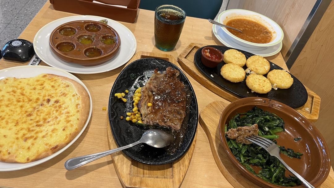 萨莉亚意式餐厅(悦荟广场店)