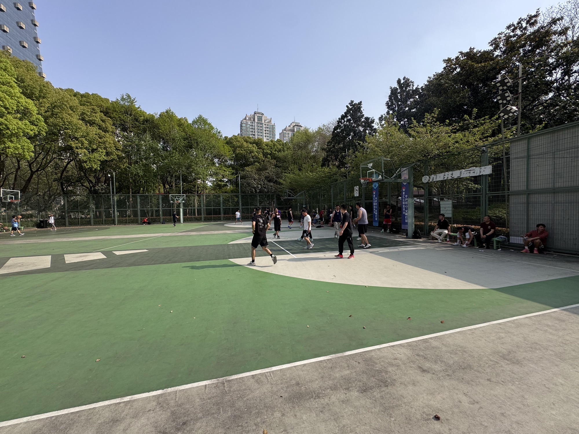 场地封面-徐家汇公园-篮球场