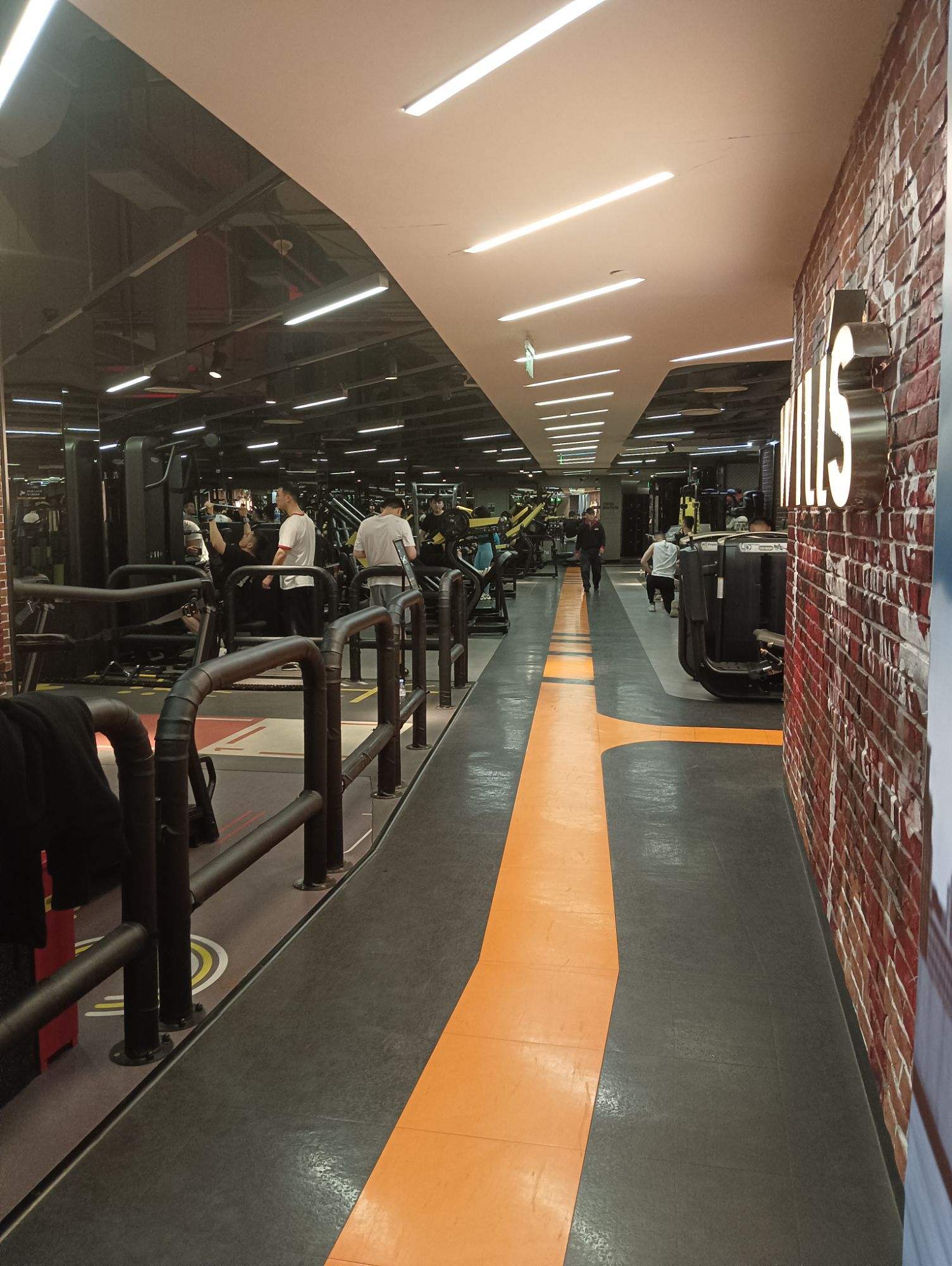 场地封面-威尔仕健身(新天地店)