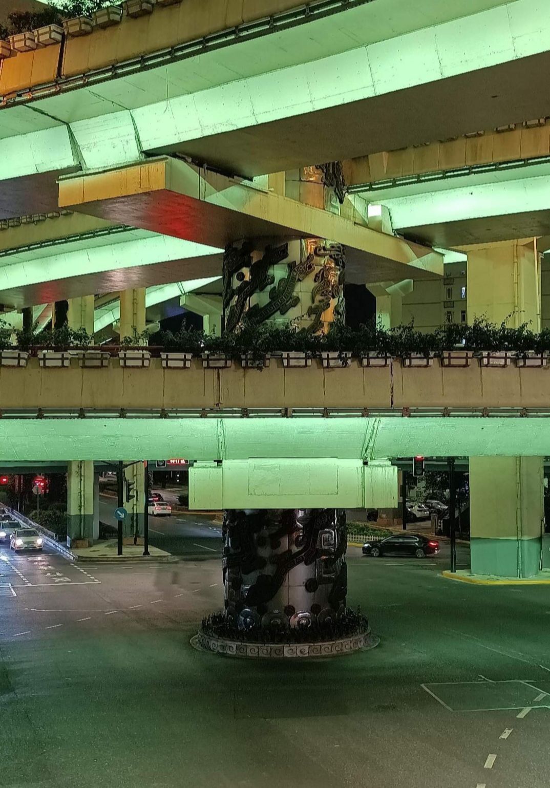 九龙柱旅行图片 1
