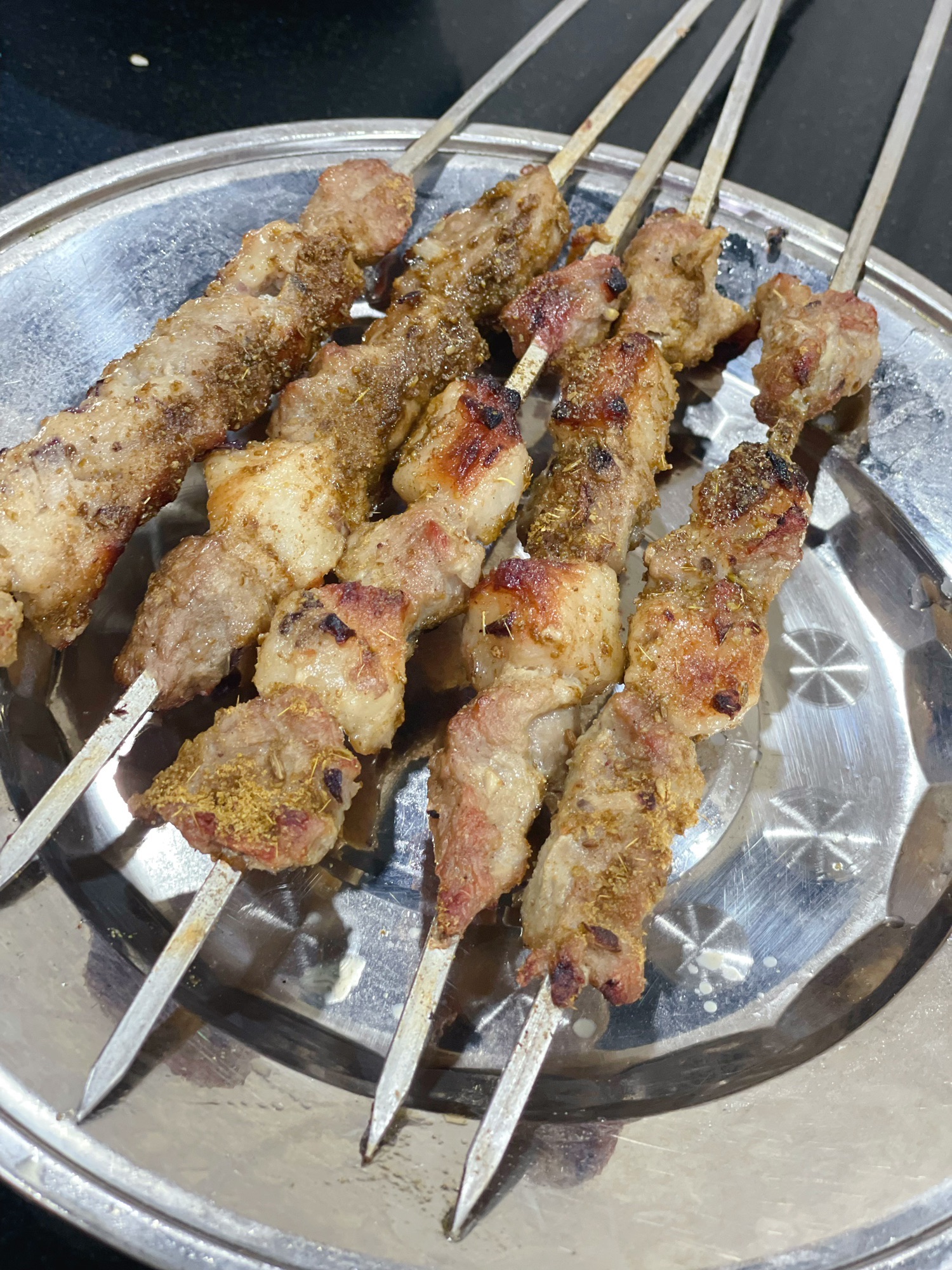 来顺成饭庄(敬重里社区东北)