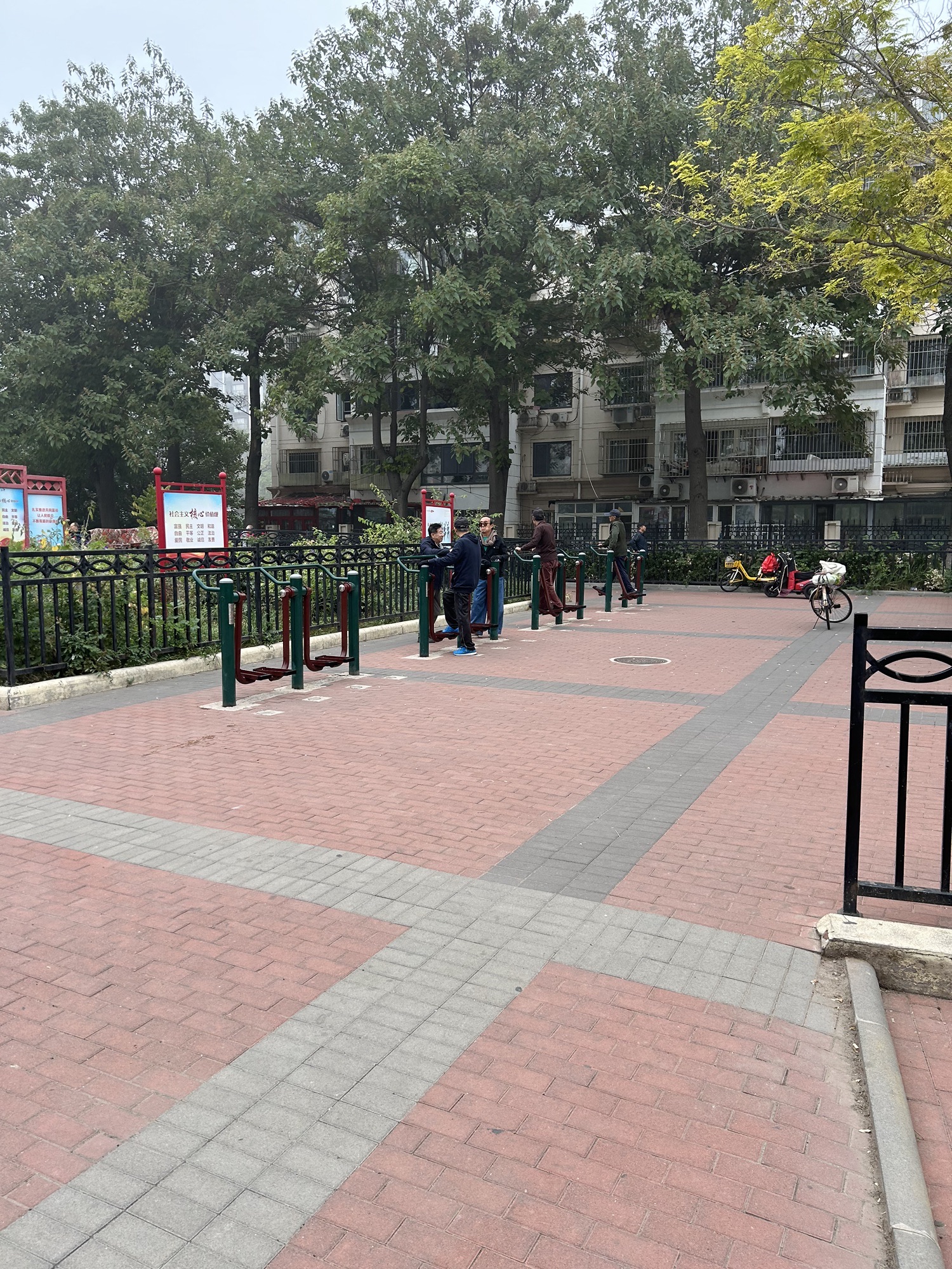 南开危改纪念广场旅行图片 2