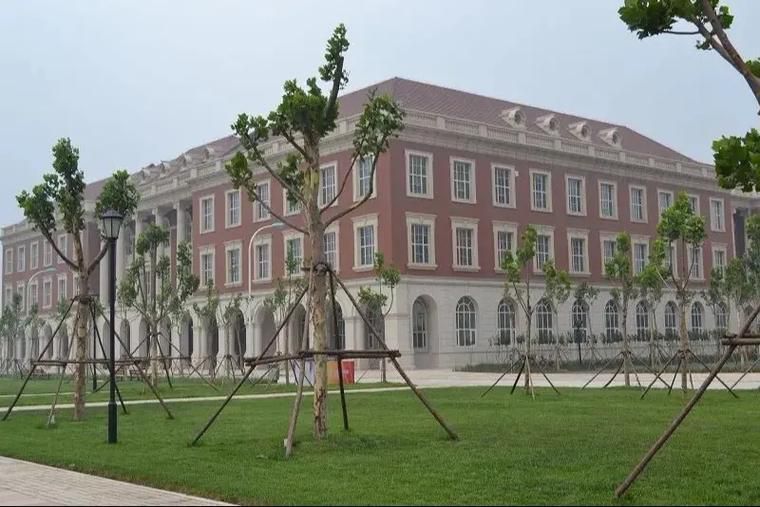 天津市电子信息技师学院