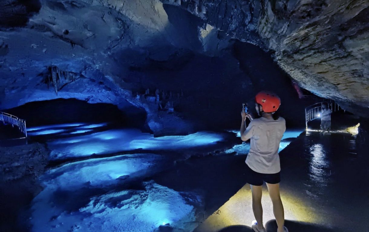地心探险极地旅行图片 1