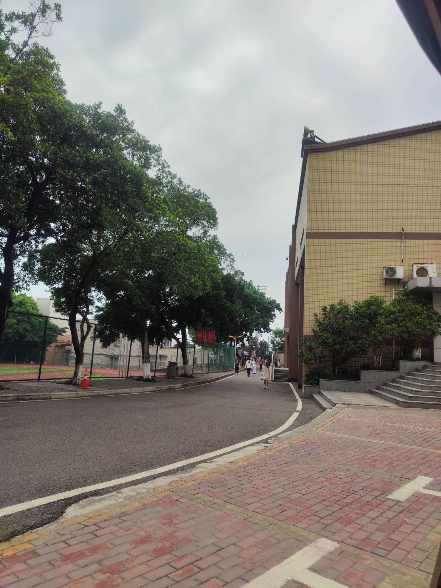 重庆电力高等专科学校(西区)
