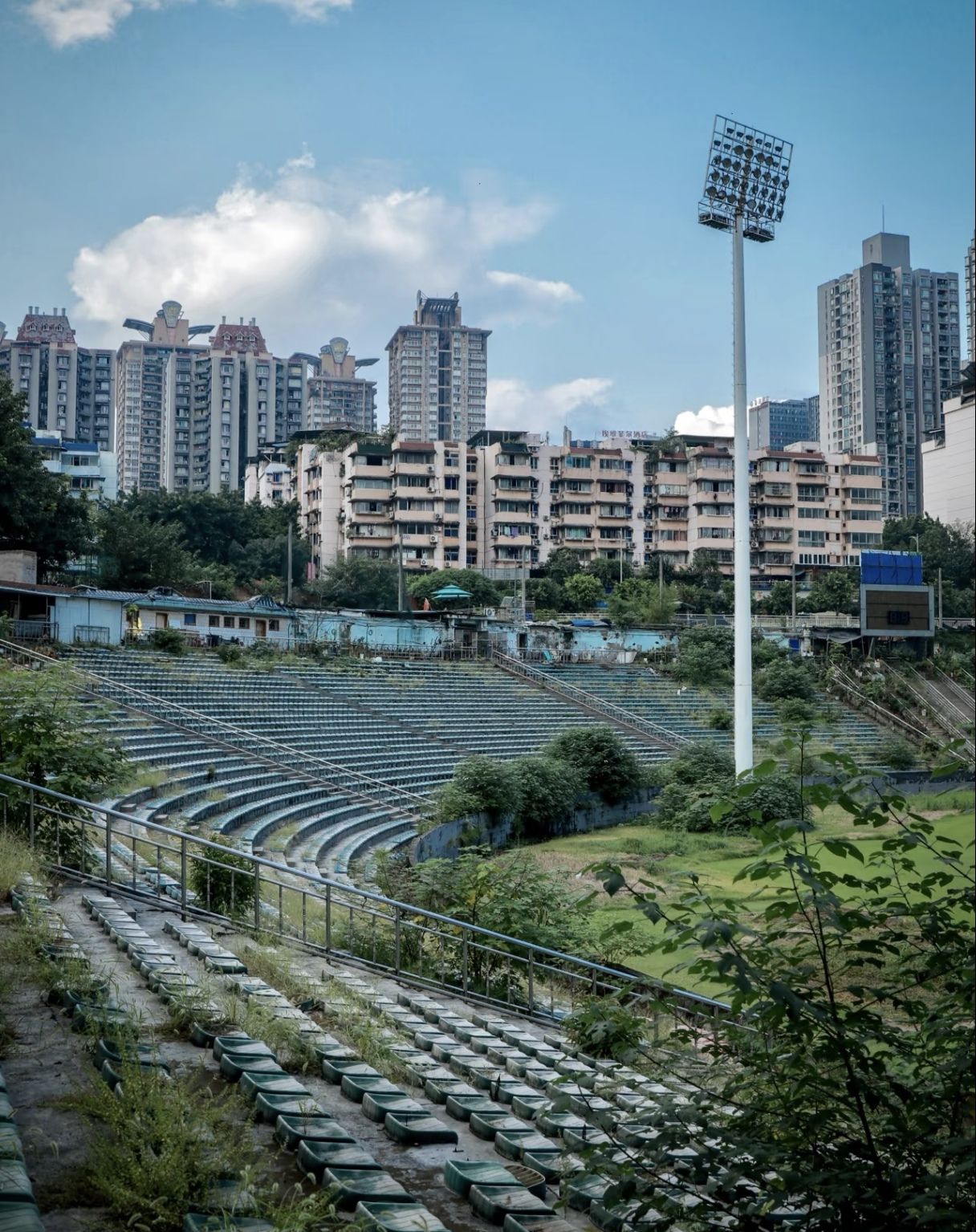 场地封面-力帆洋河体育中心
