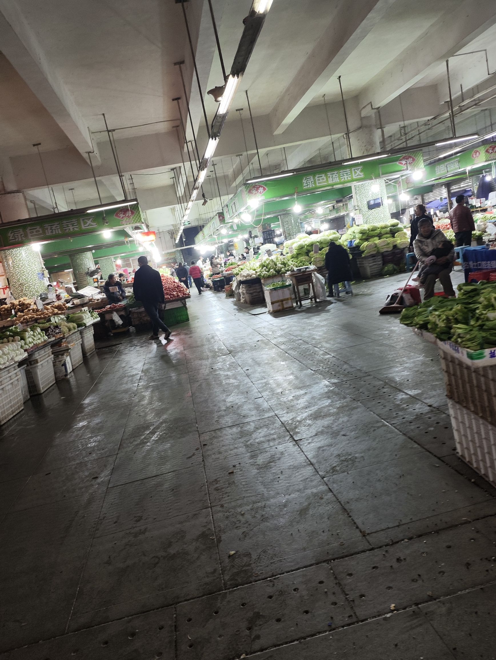 重庆市两路农贸市场