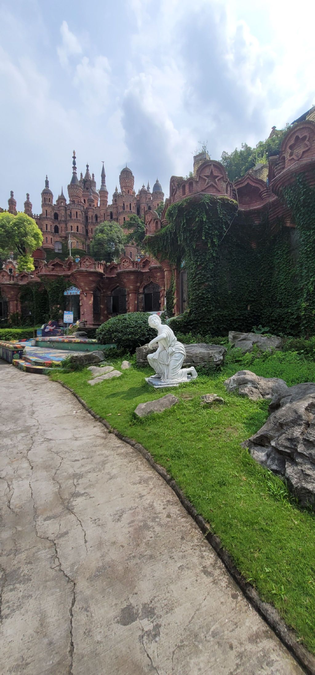 华生园金色蛋糕梦幻王国旅行图片 2