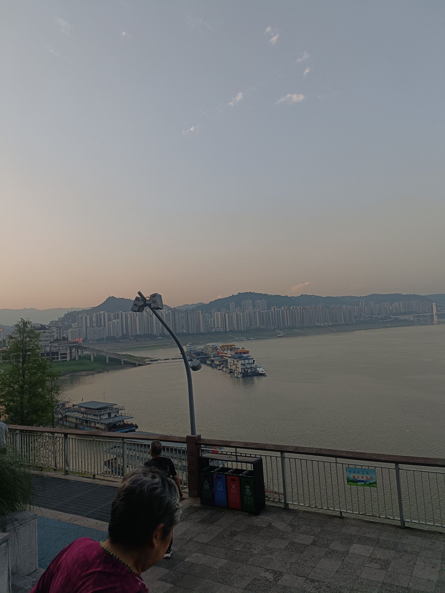 三峡移民广场旅行图片 3