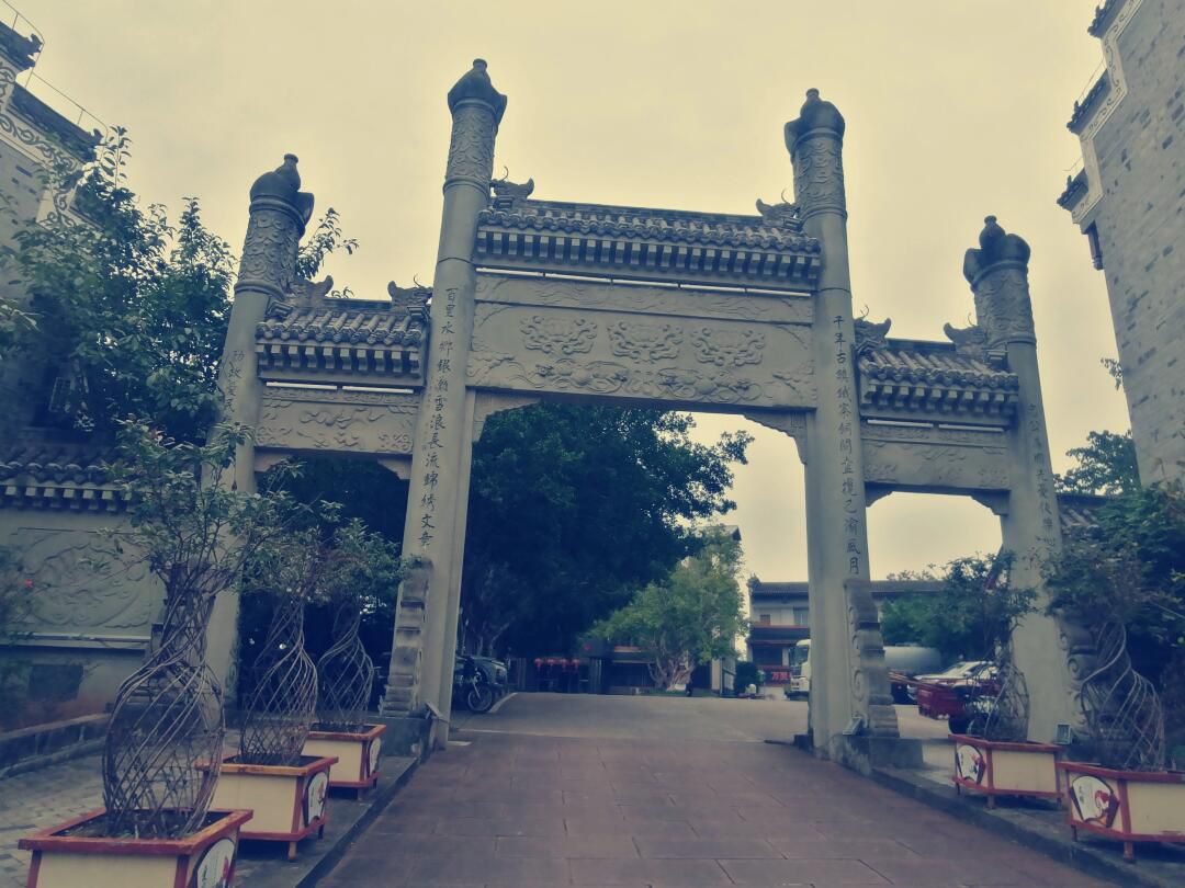万灵古镇旅行图片 1