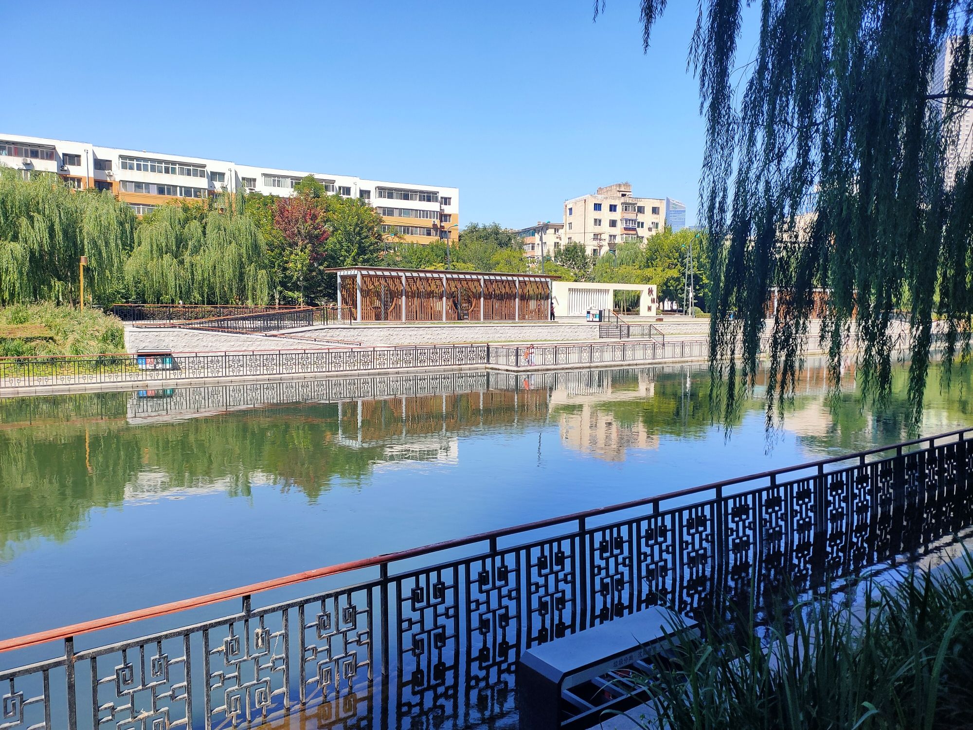 南运河带状公园-秋锦园的第1张图片的图片资料