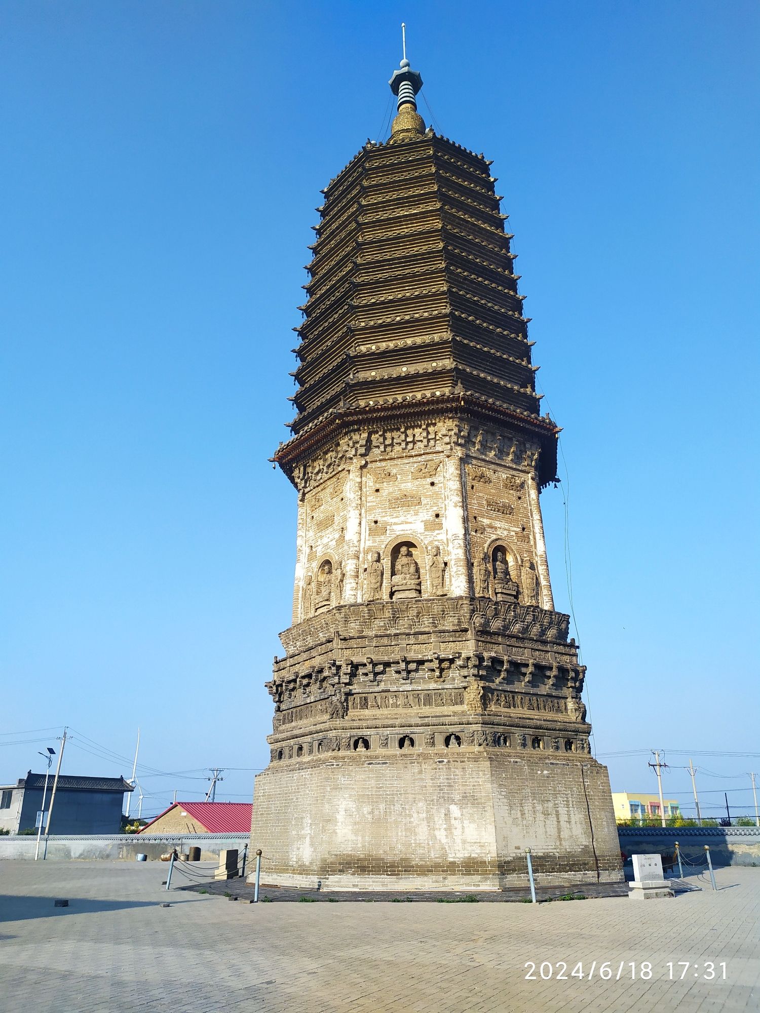 辽滨塔旅行图片 2