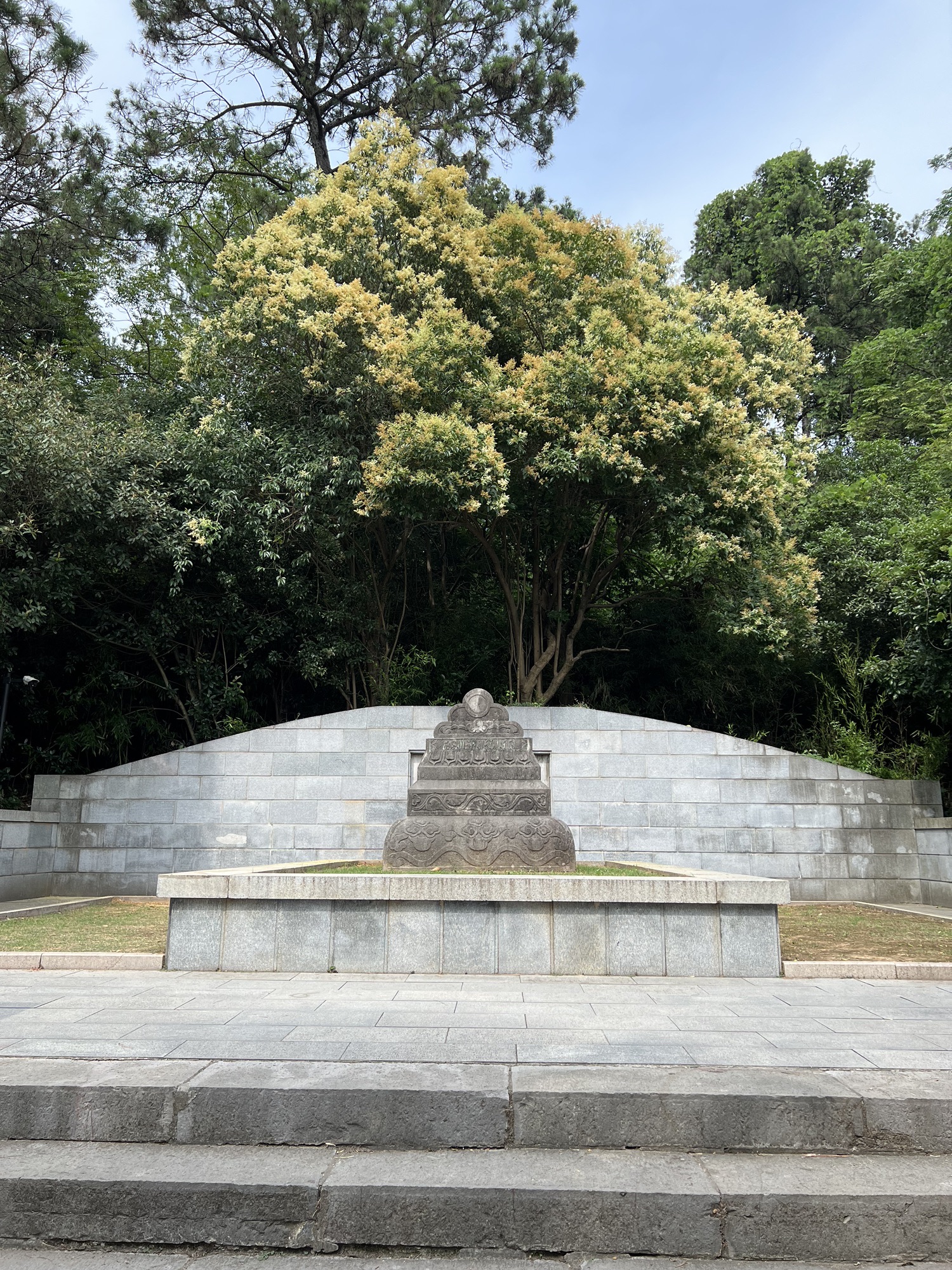 南京牛首山文化旅游区-郑和墓