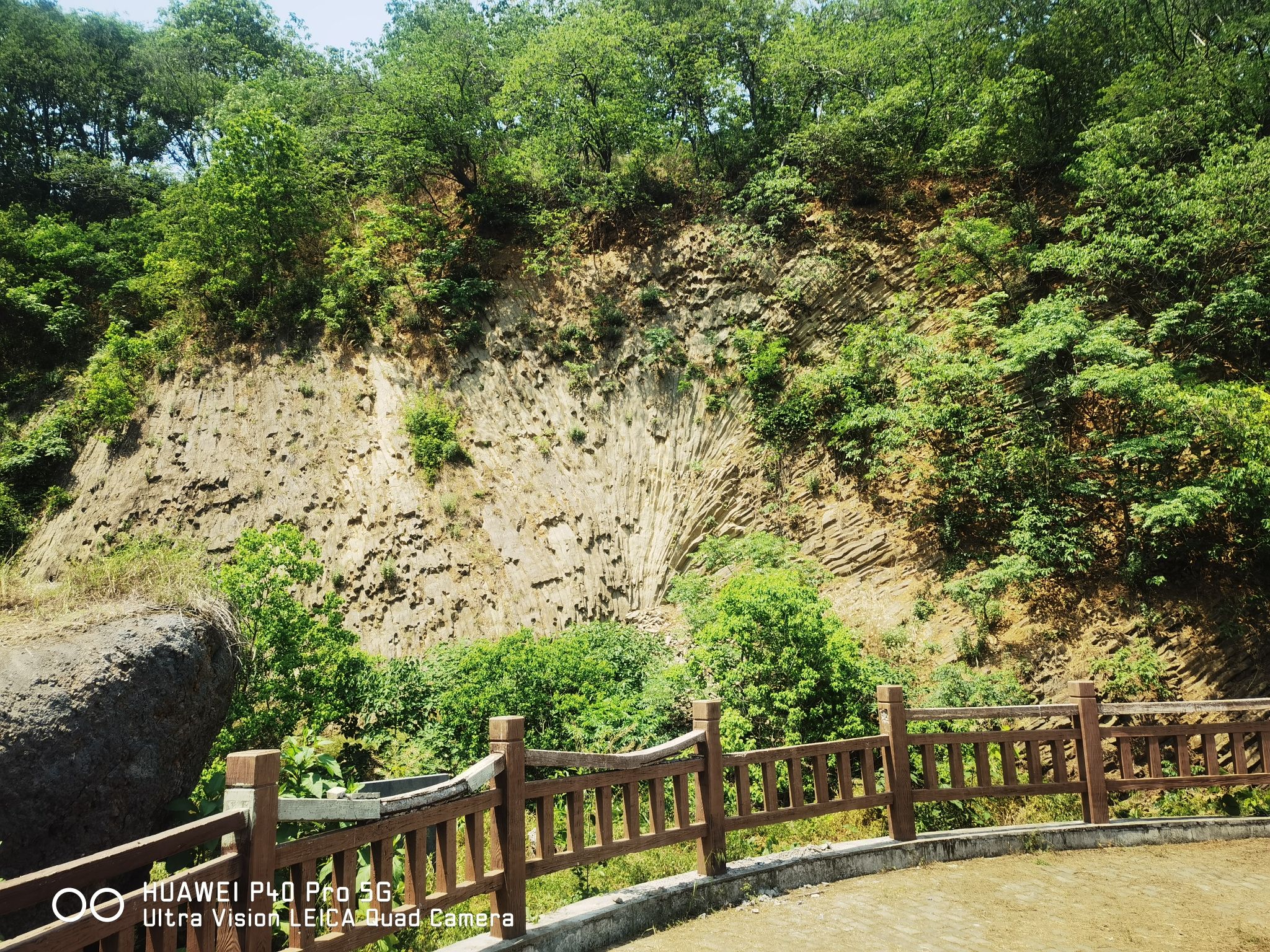 瓜埠山火山石林景区旅行图片 2