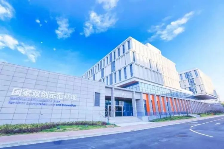 南京工业职业技术大学(天堂校区)