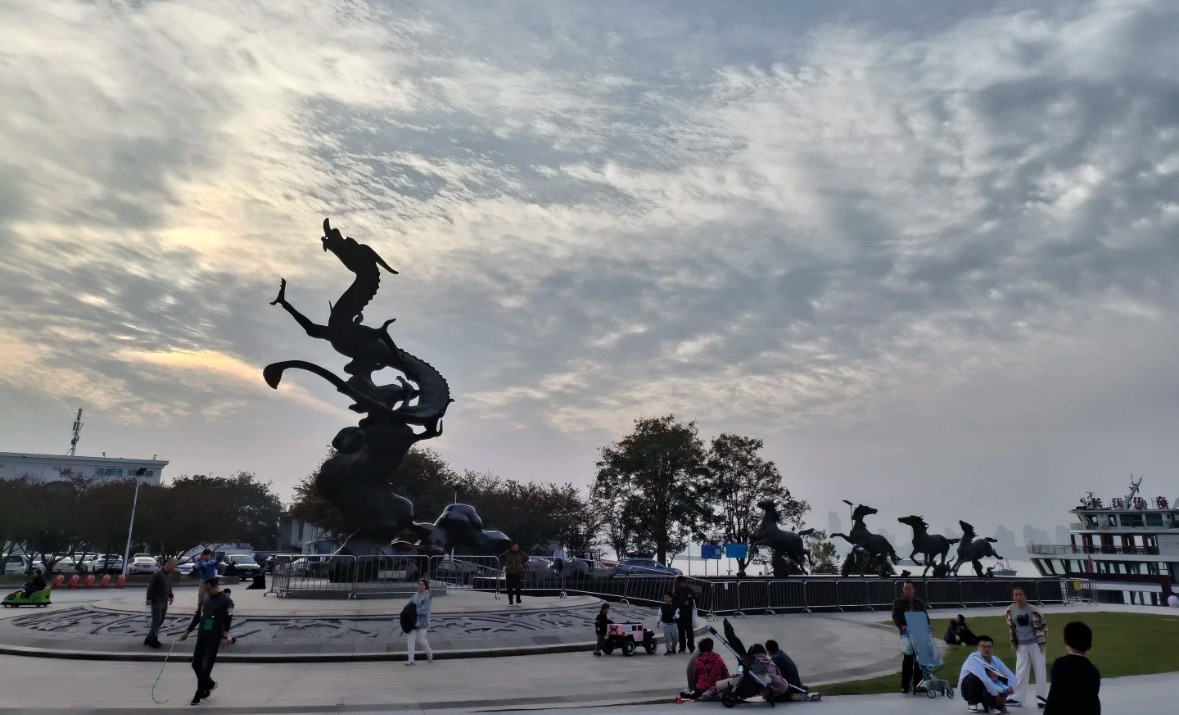 幕燕滨江·五马渡广场旅行图片 1
