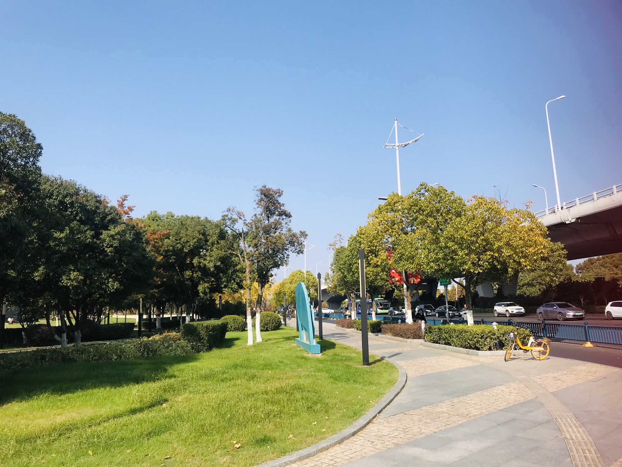 河定桥广场旅行图片 1
