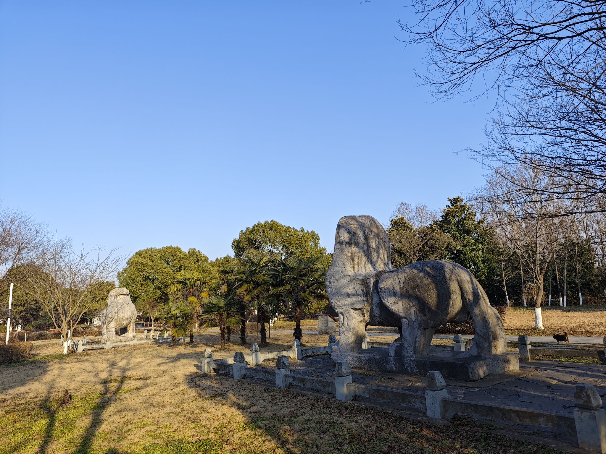 萧恢墓石刻旅行图片 1