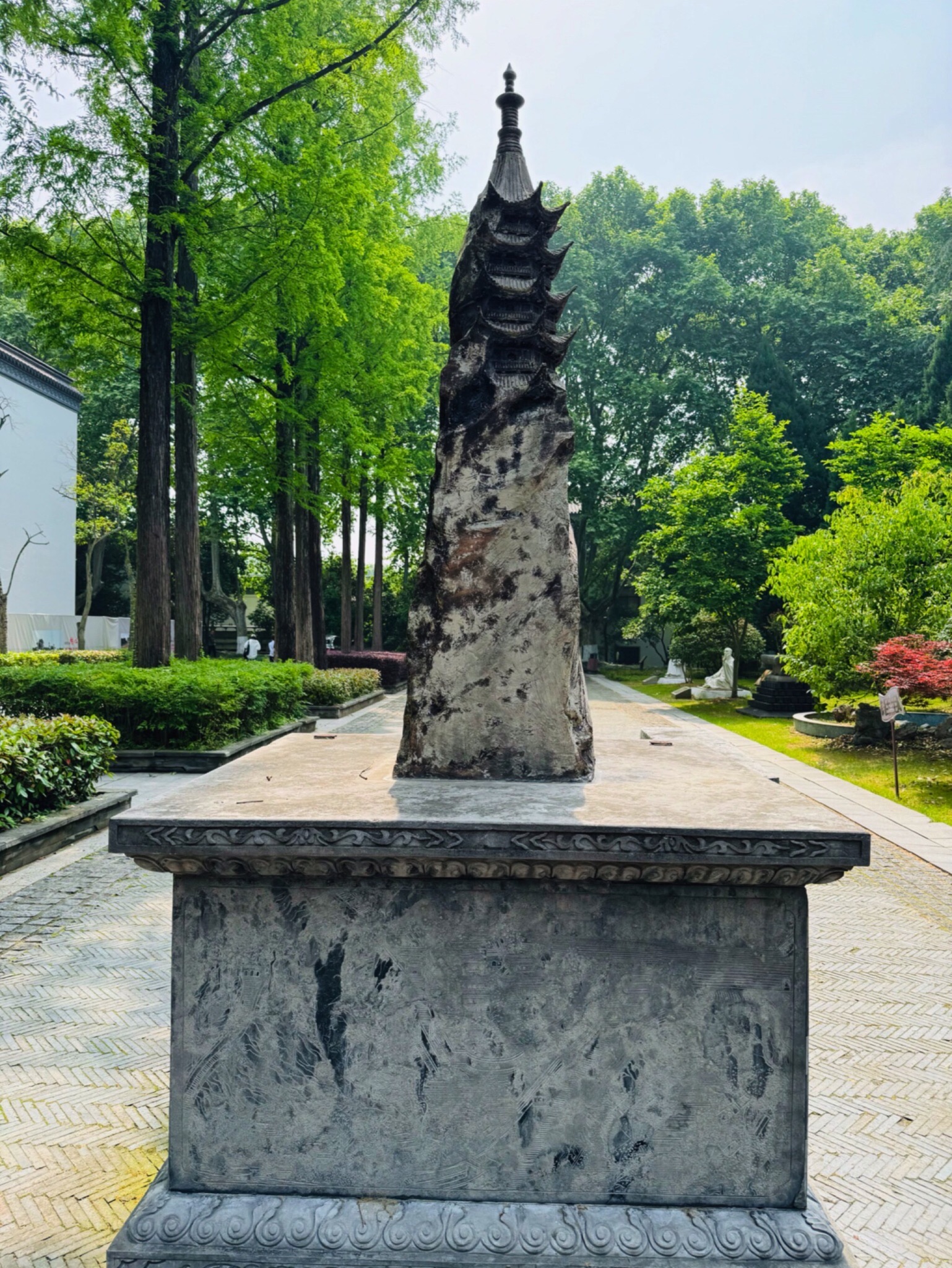 钟山风景区-佛光塔影
