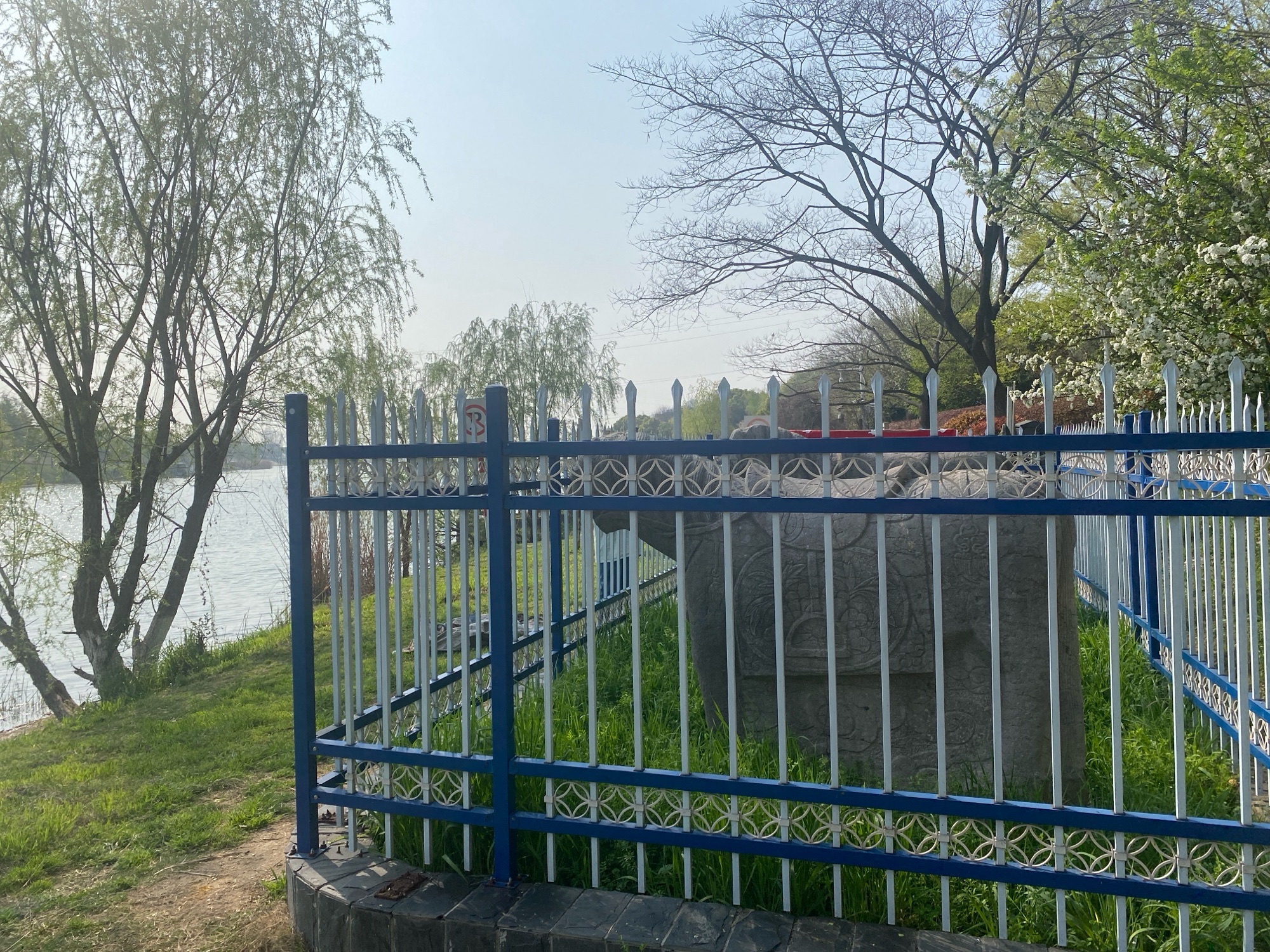 明恩国公张赫墓神道石马旅行图片 2