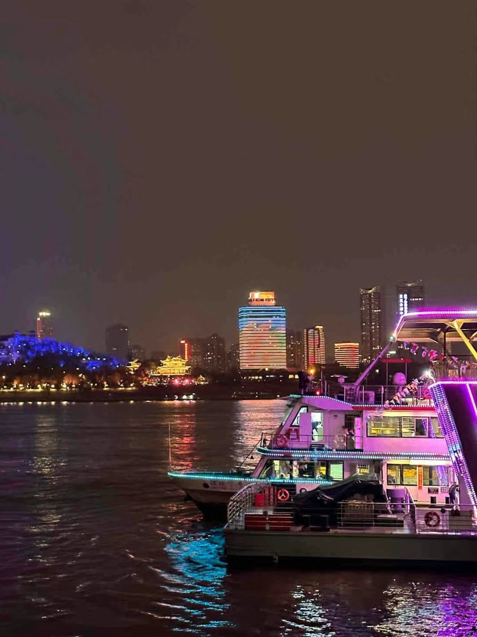 武昌江滩旅行图片 2