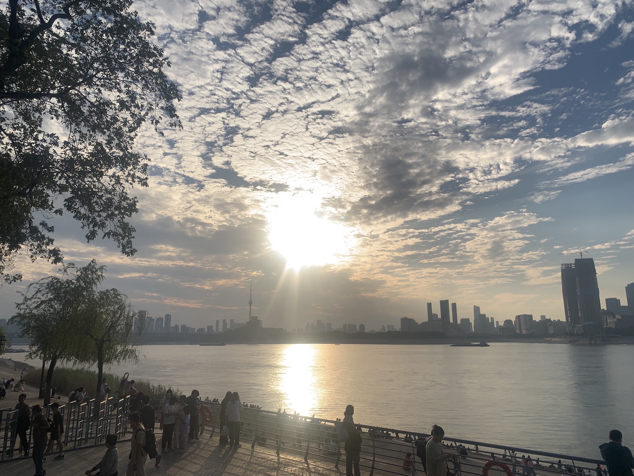 武昌江滩旅行图片 1