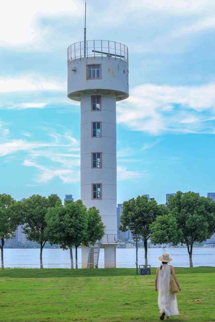 武昌江滩旅行图片 3