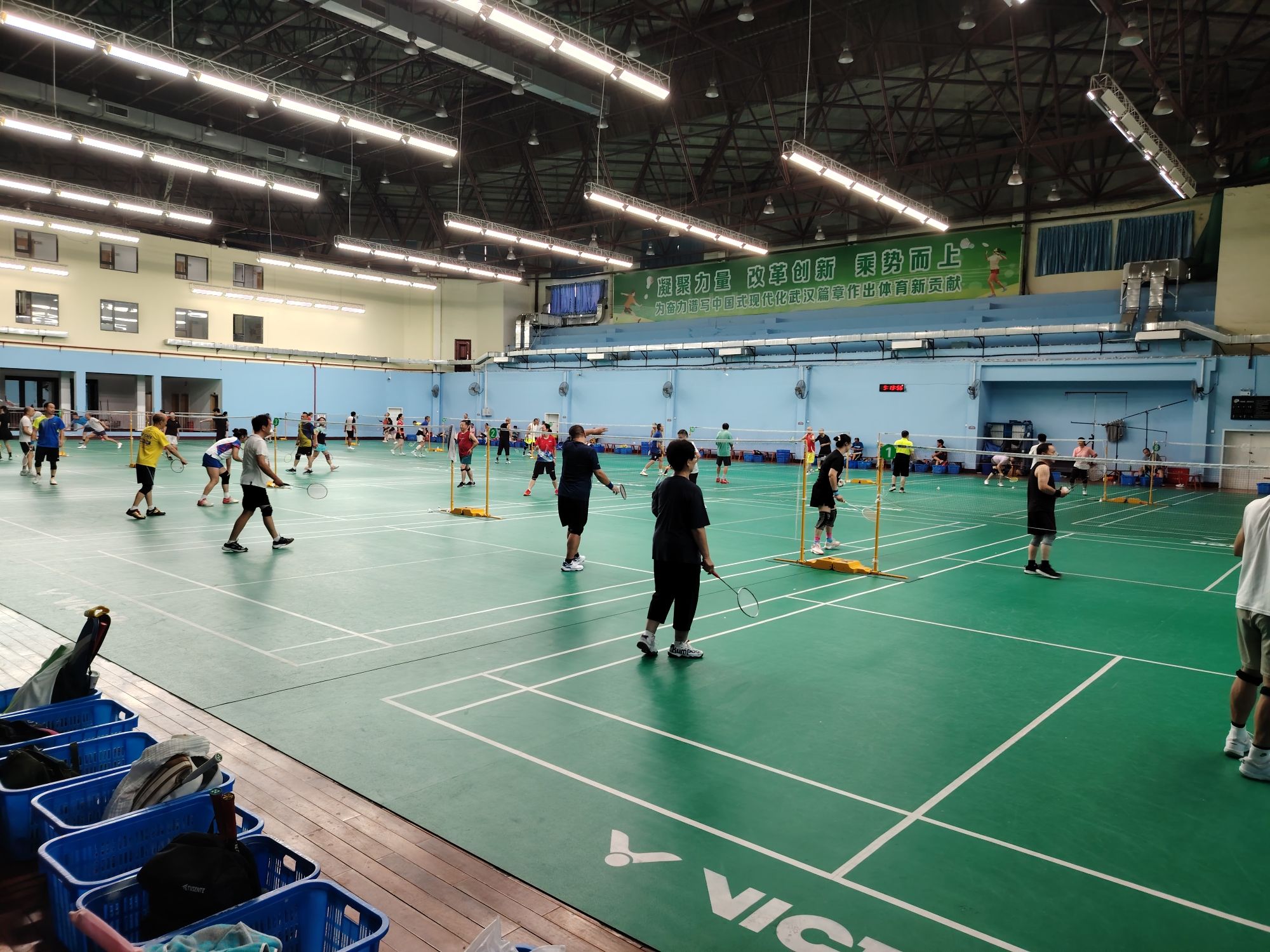 场地封面-合作路体育馆羽毛球馆