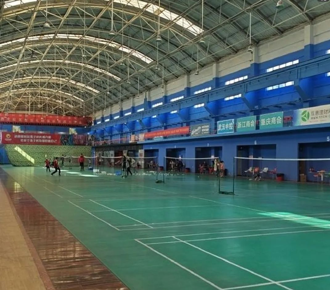 场地封面-天天羽毛球馆