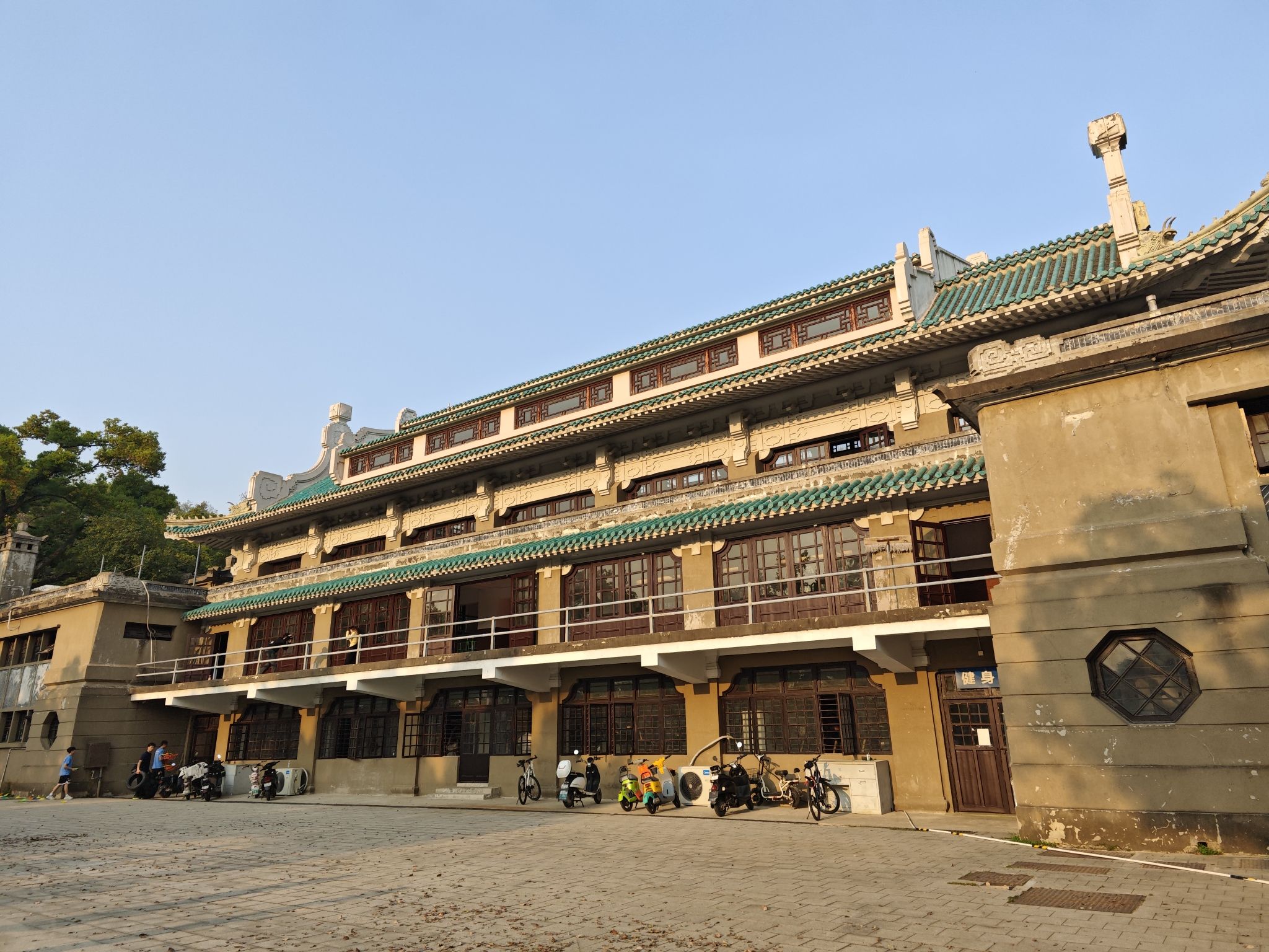 武汉大学宋卿体育馆