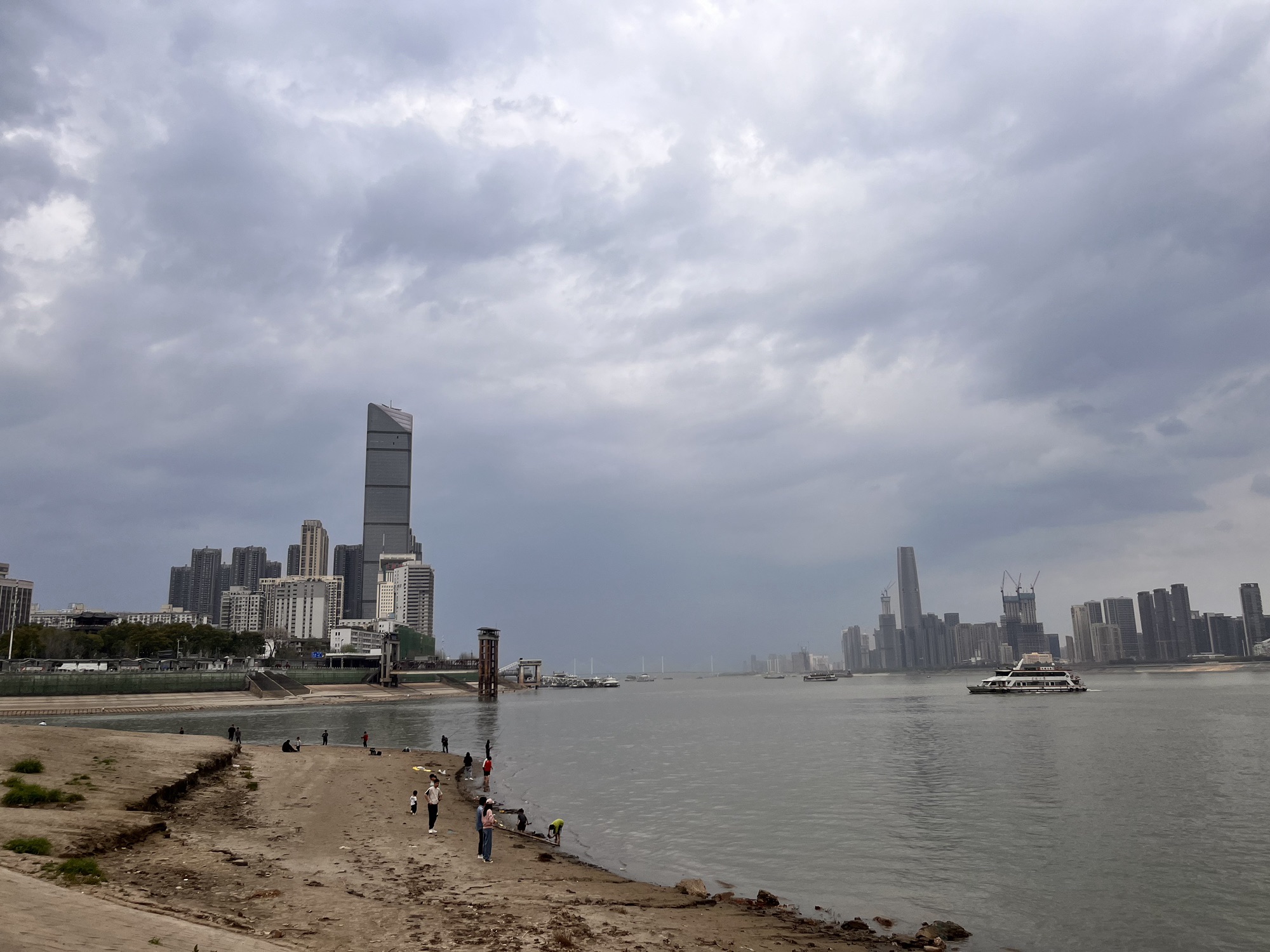南岸嘴江滩公园旅行图片 3