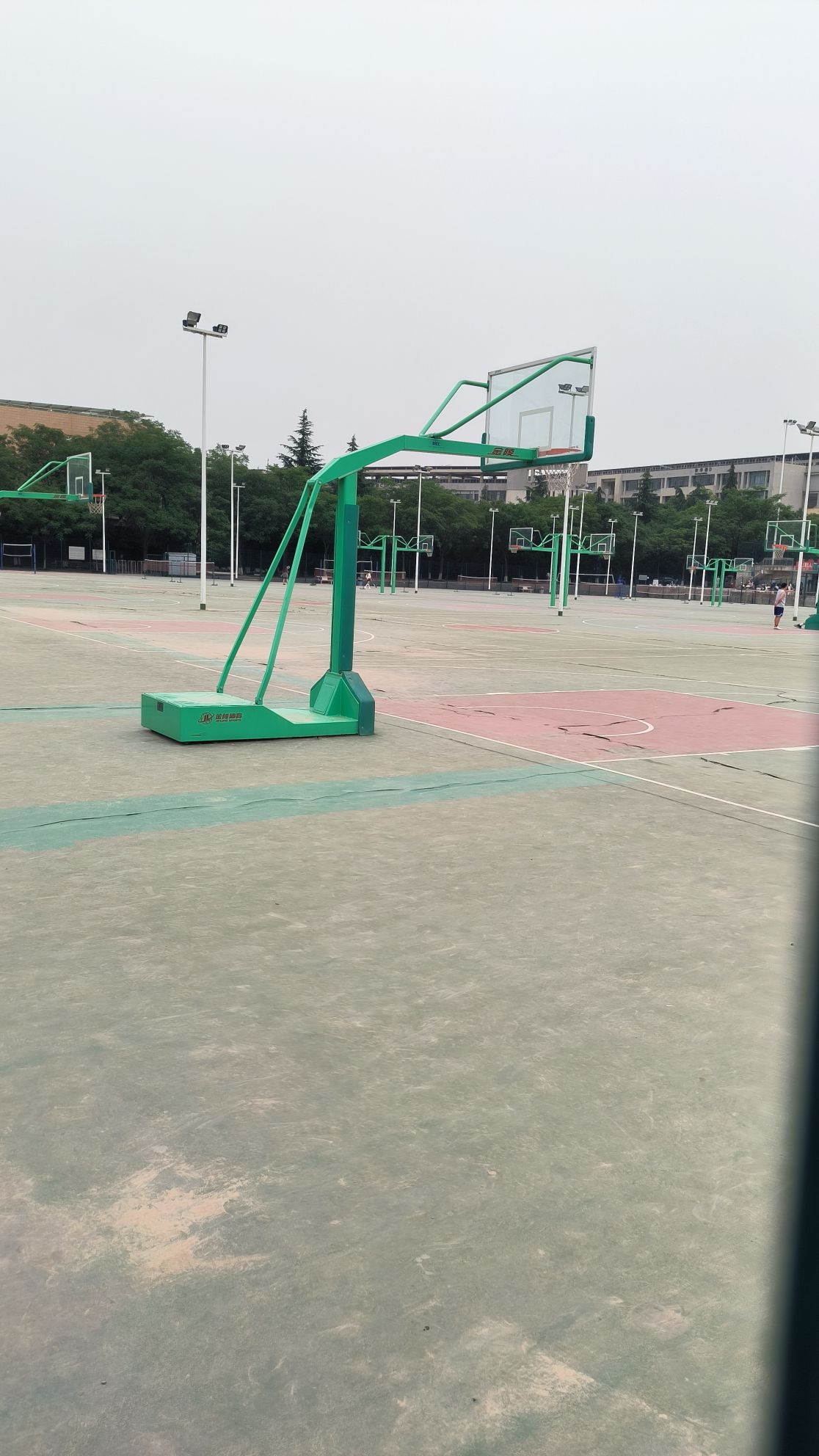 场地封面-西安外国语大学长安校区篮球场