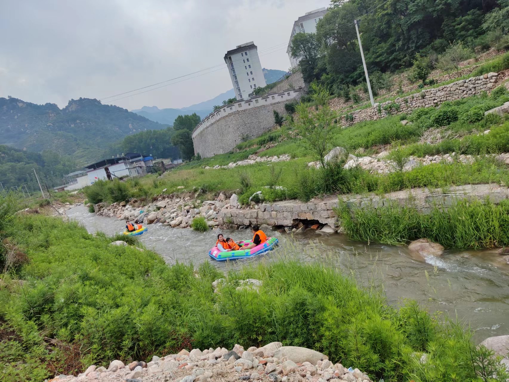 平山县驼河谷漂流旅行图片 1