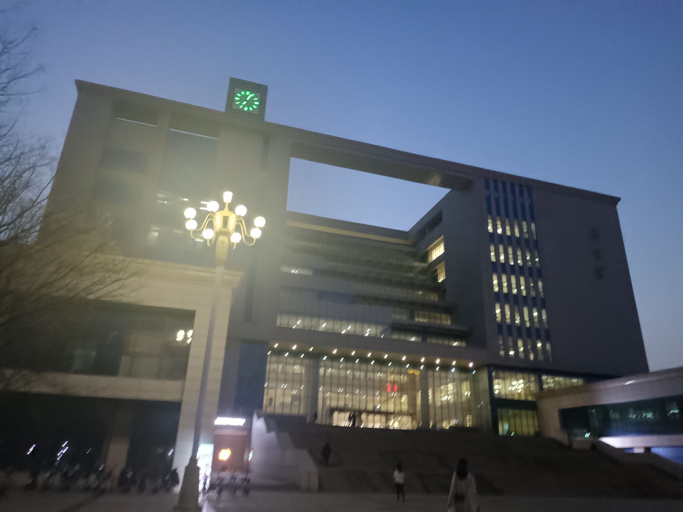 石家庄学院(南校区)-图书馆