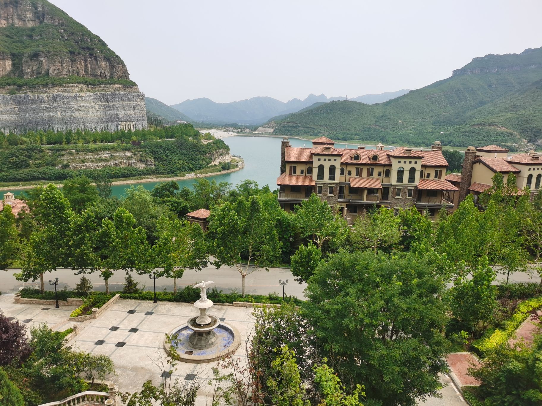 天鹅湖生态旅游风景区