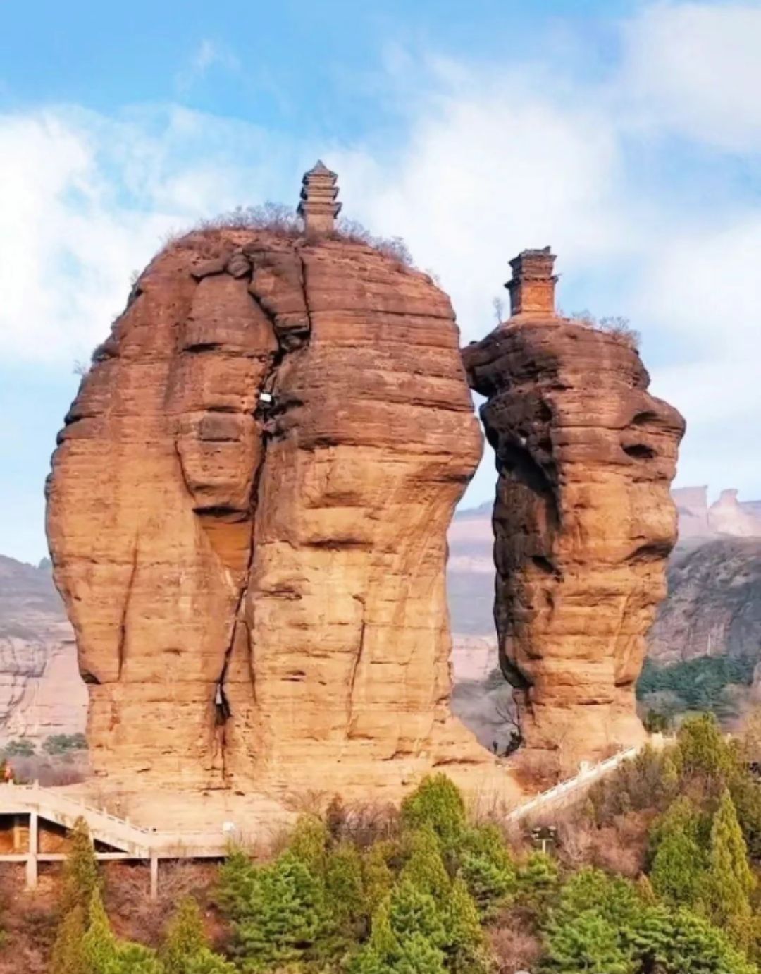 双塔山旅行图片 1