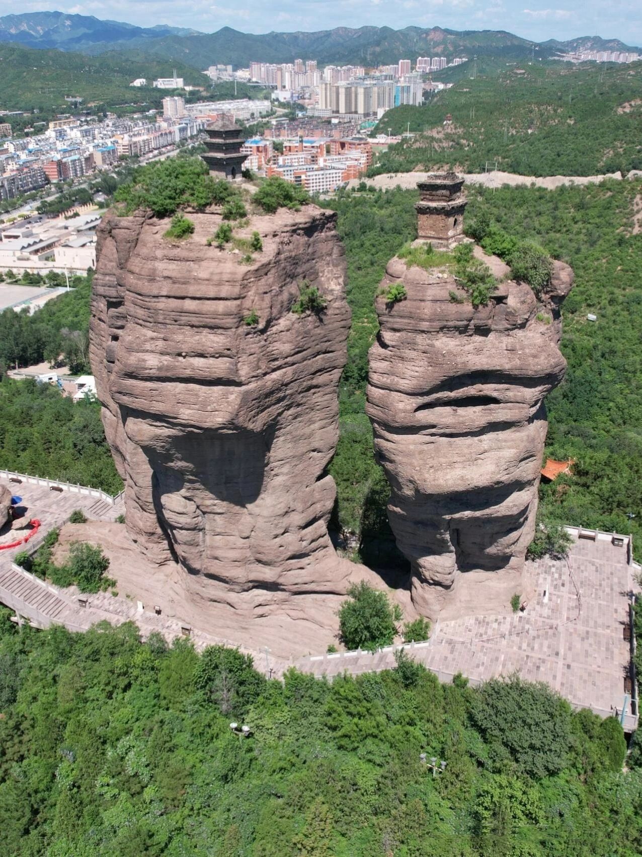 双塔山旅行图片 1
