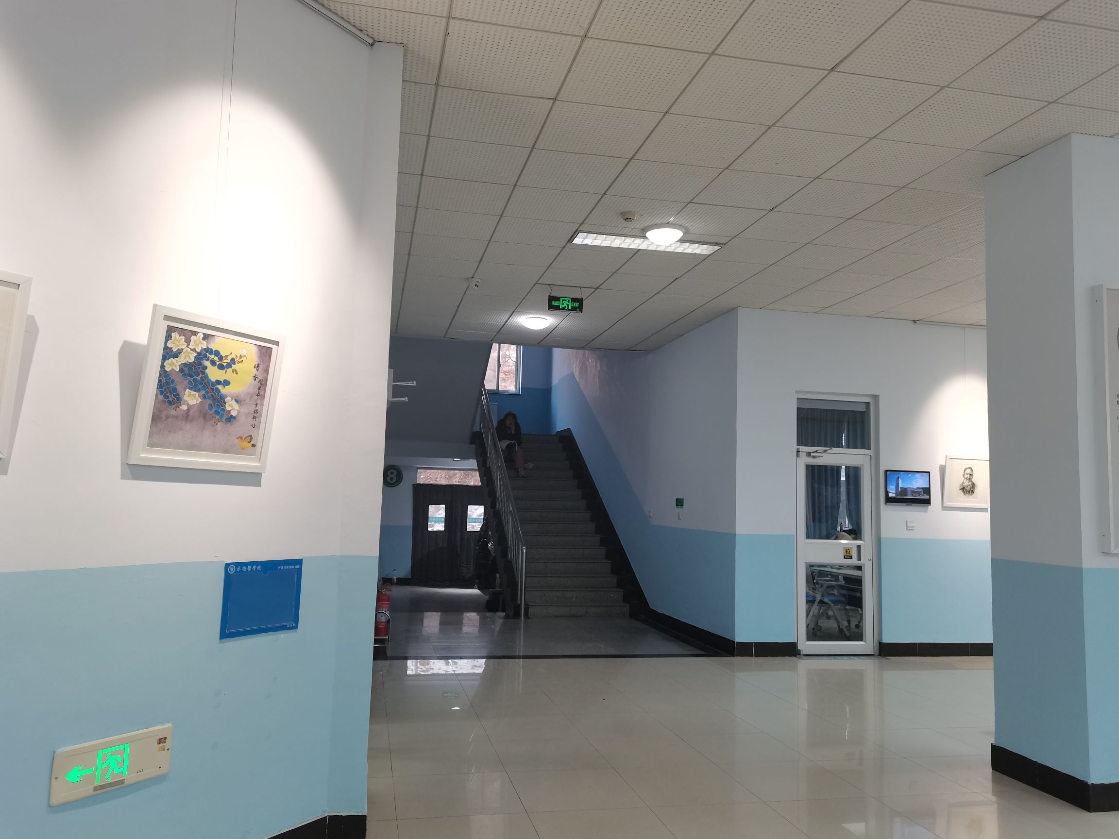 承德医学院教学楼