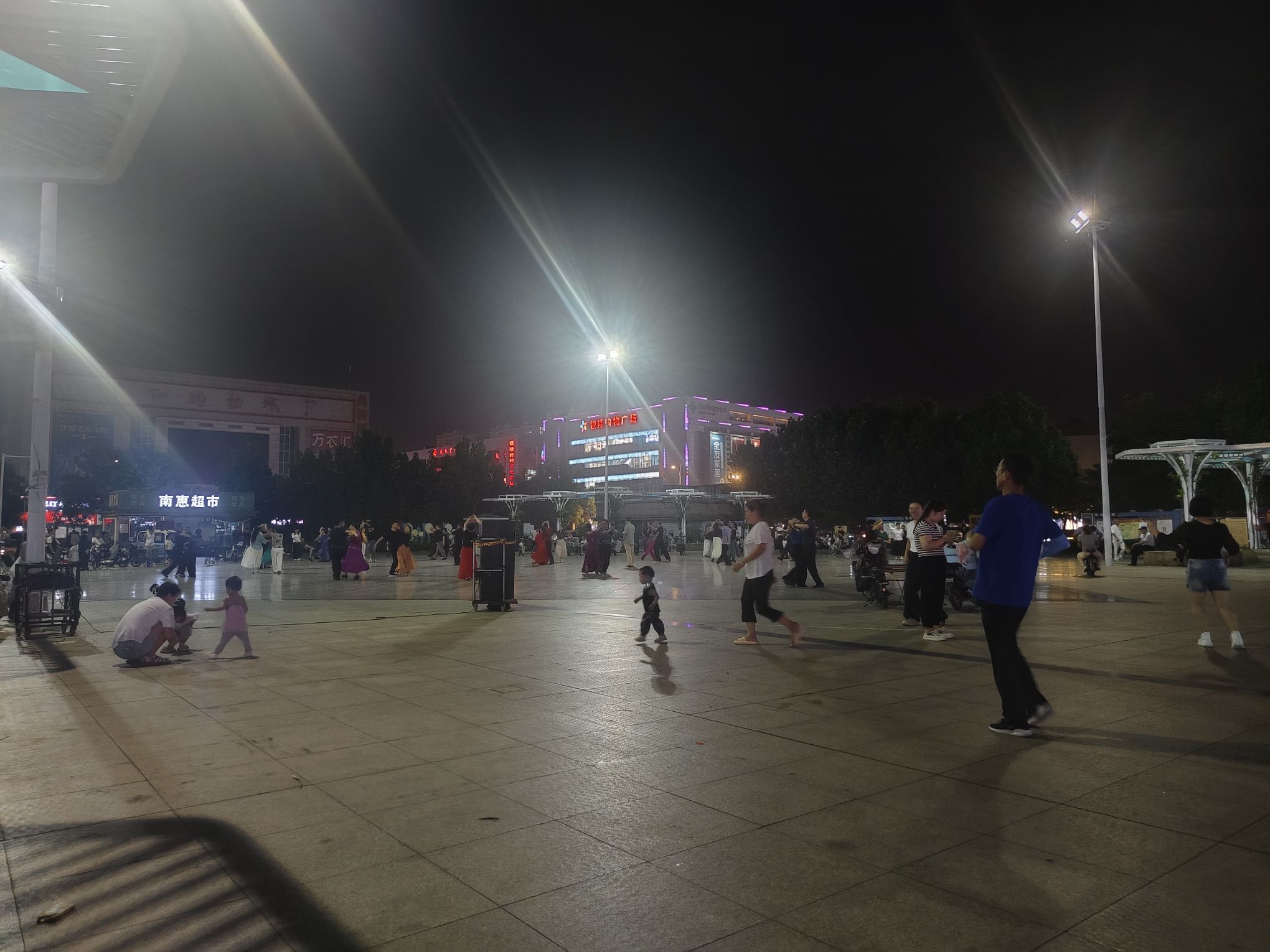 和平广场旅行图片 2