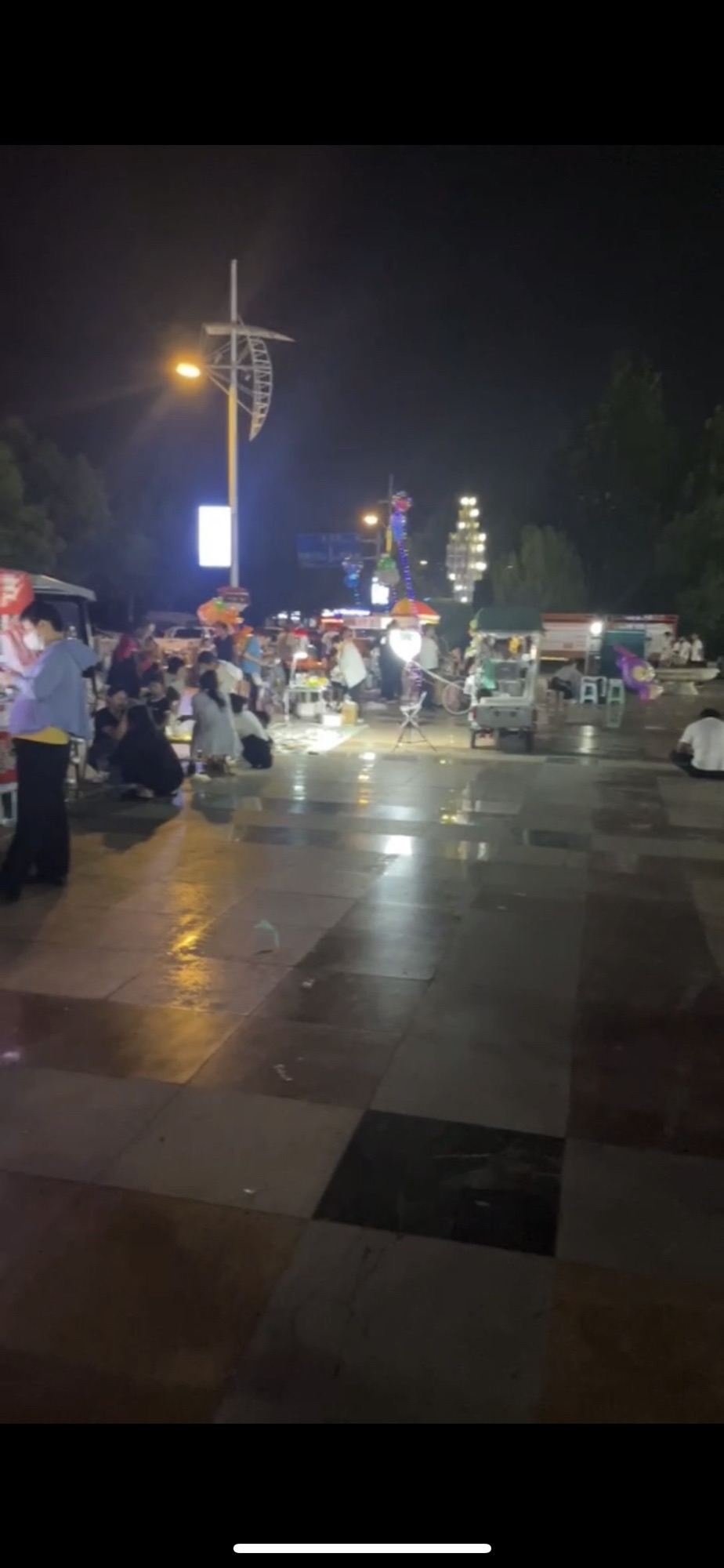 青春广场旅行图片 1