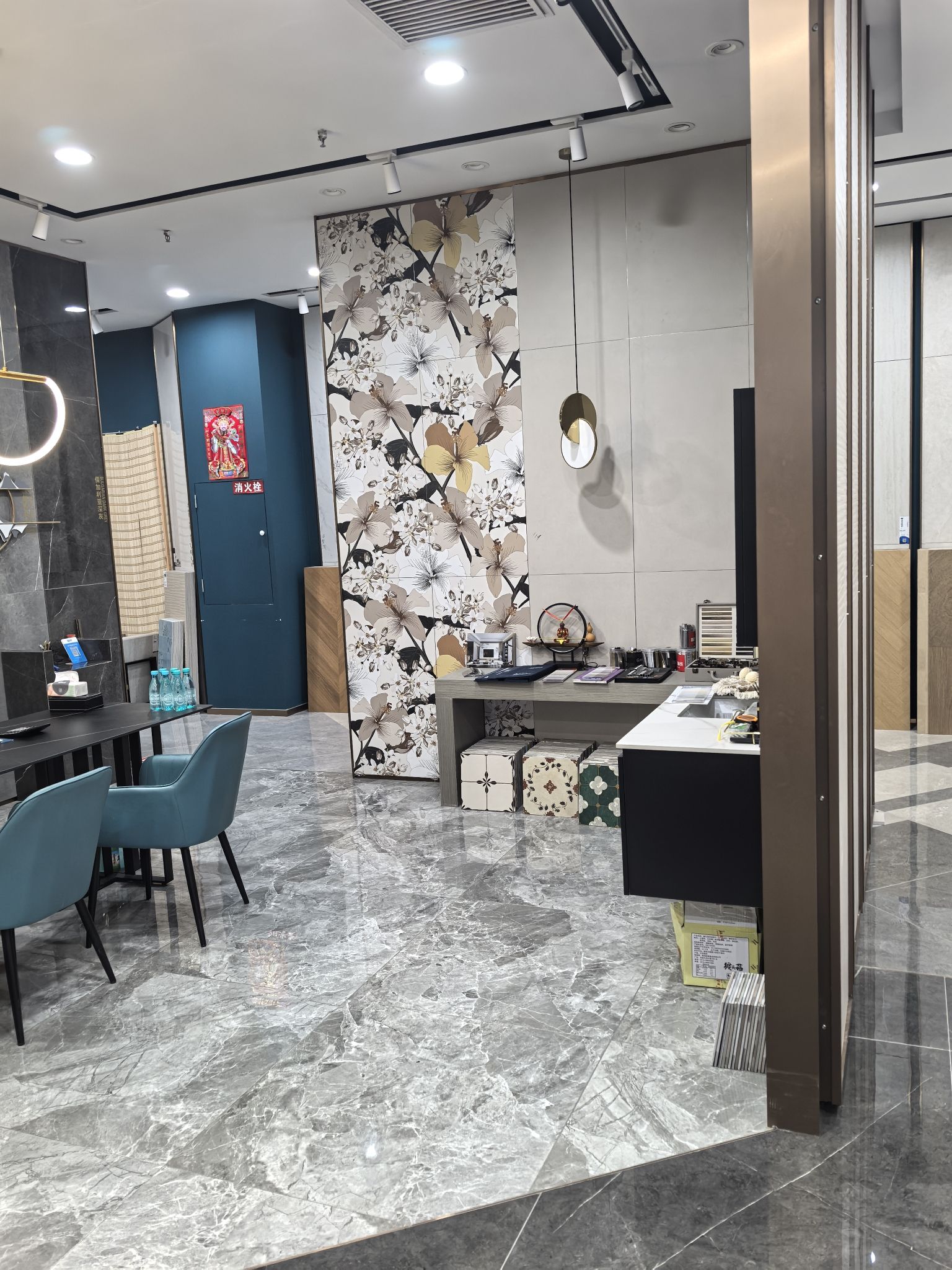南巷口家具建材城建材厅-D厅TOTO