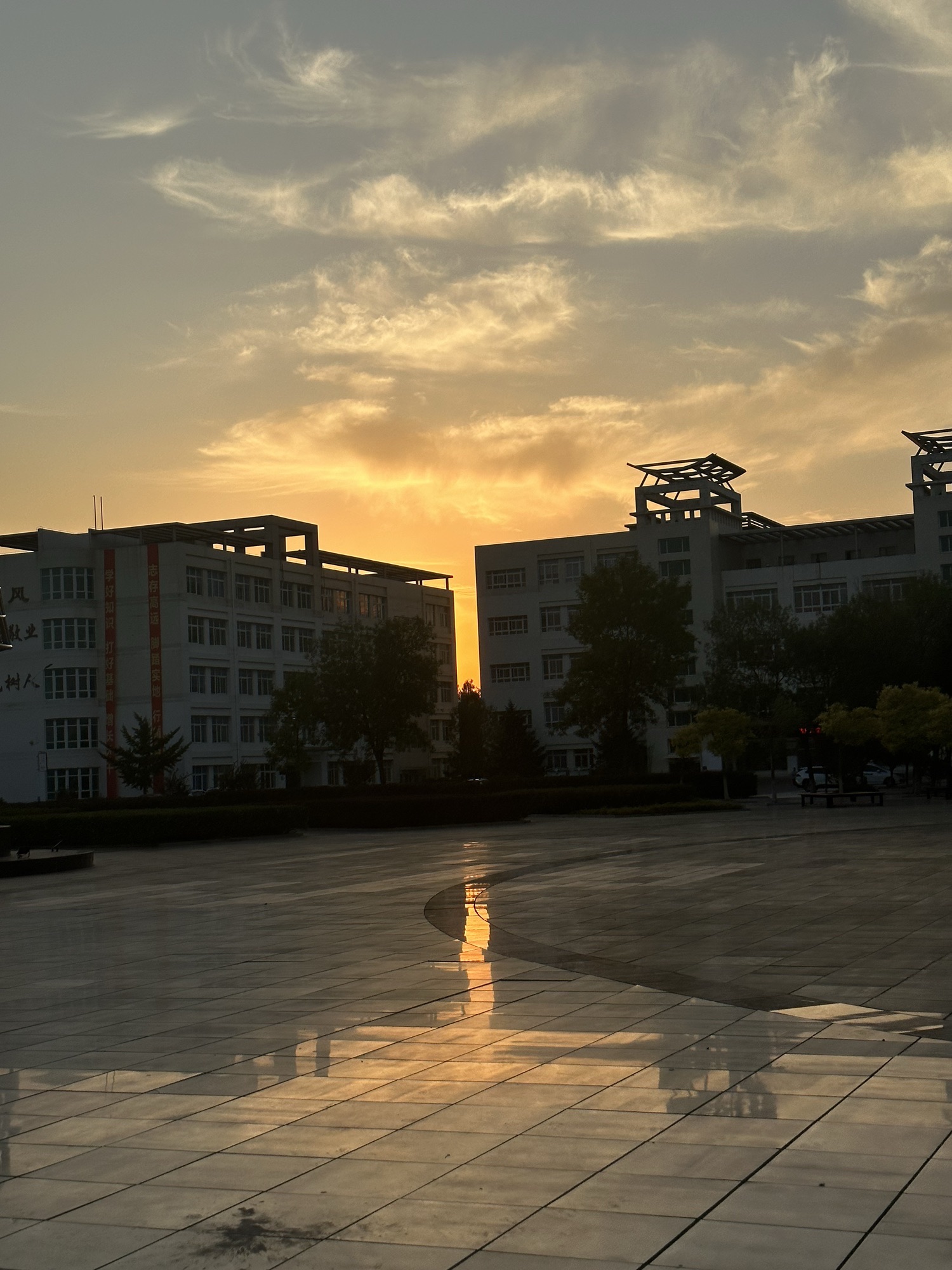 秦皇岛职业技术学院